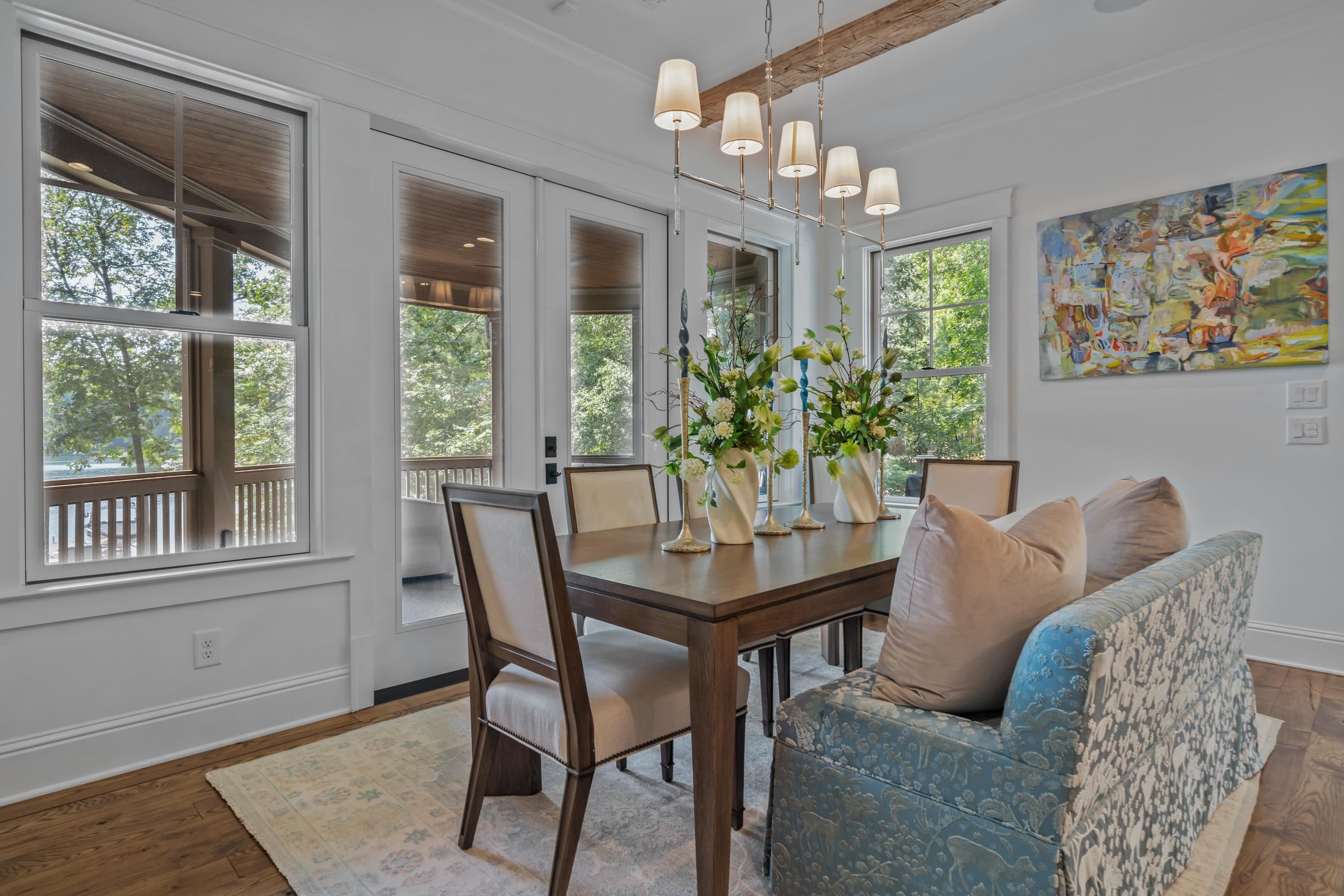 2041 FLEMINGS KNOLL
