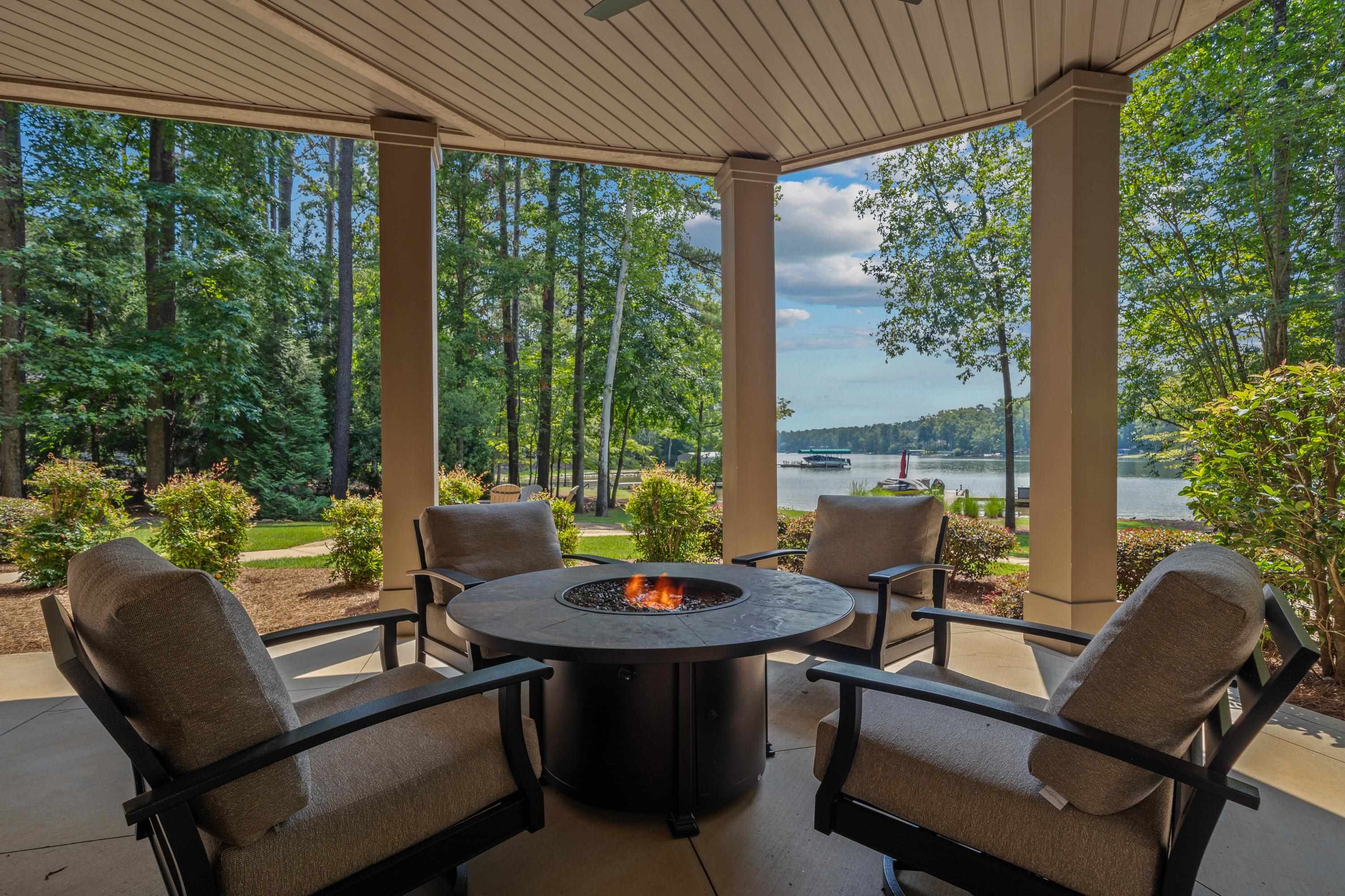 2041 FLEMINGS KNOLL