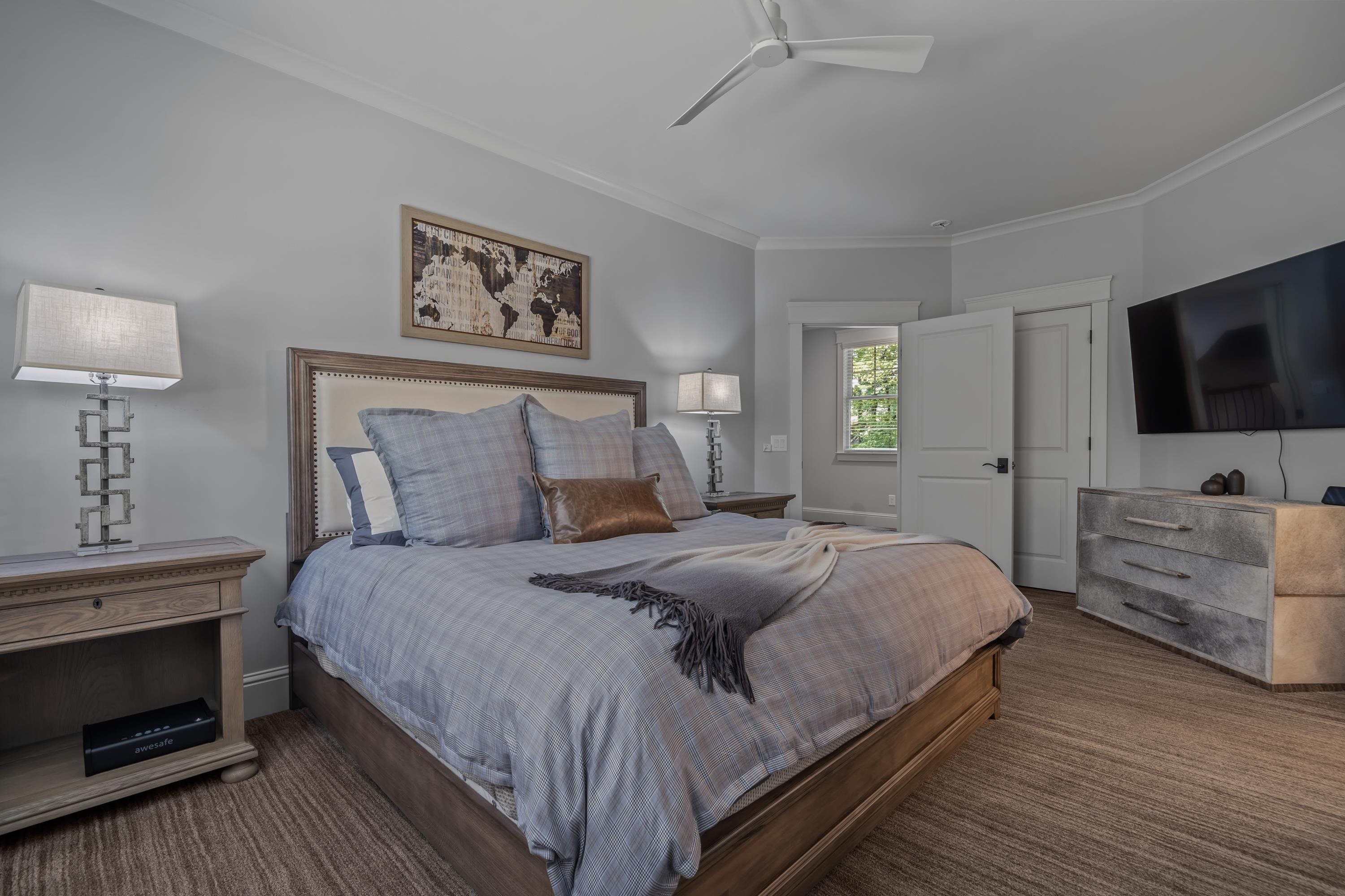 2041 FLEMINGS KNOLL