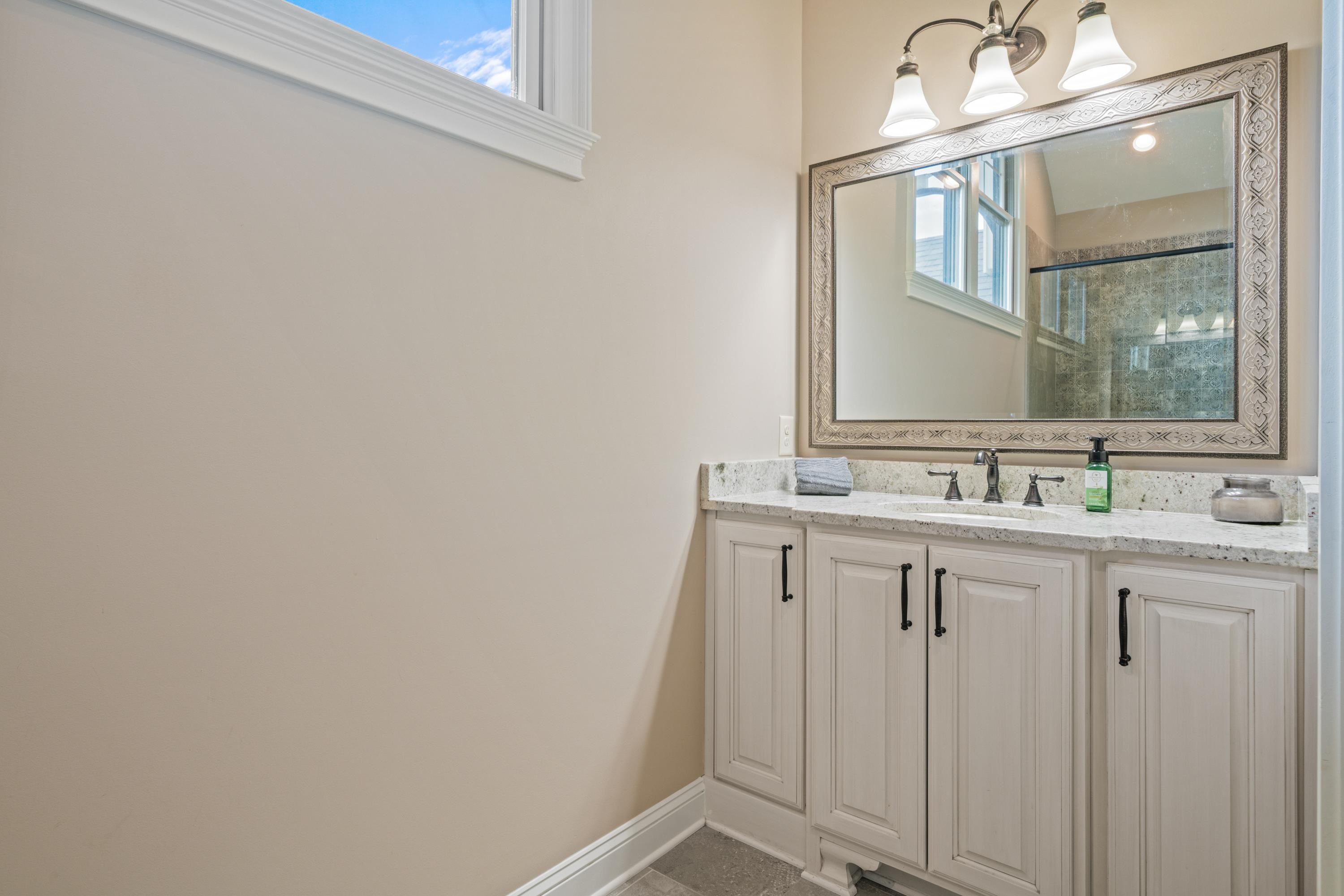 1331 OCONEE LANDING DRIVE
