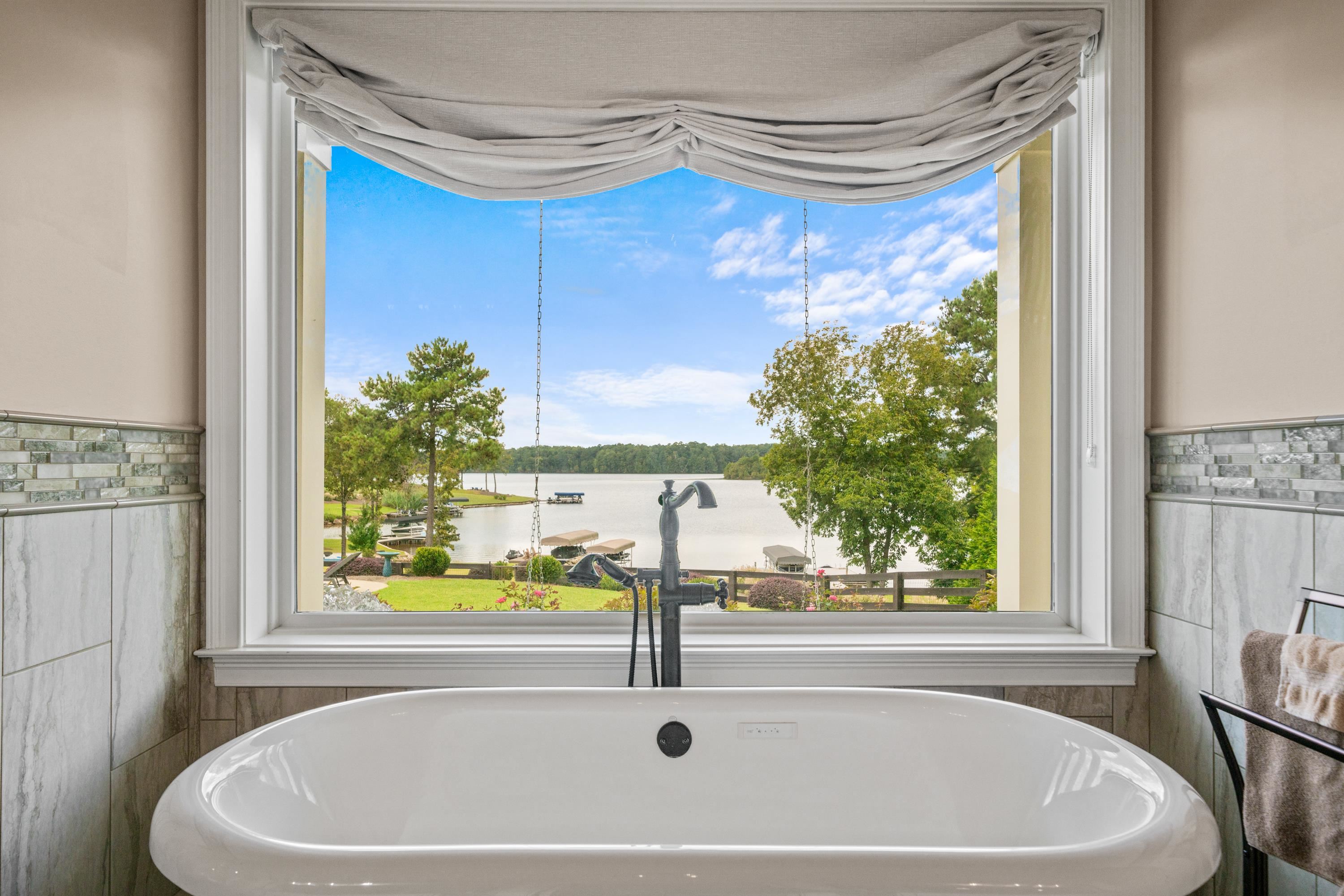 1331 OCONEE LANDING DRIVE