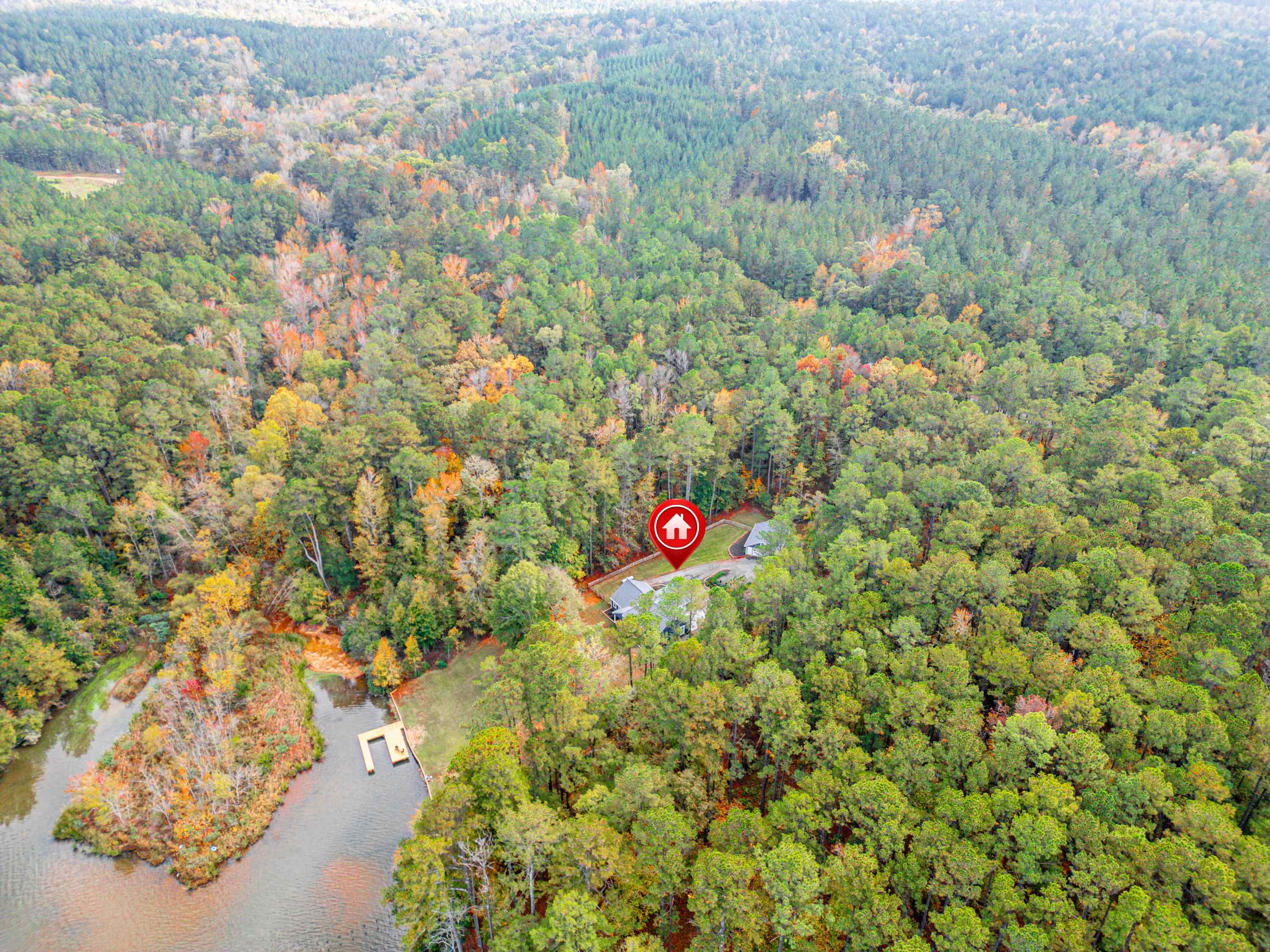 3260 LAKE CREST DRIVE