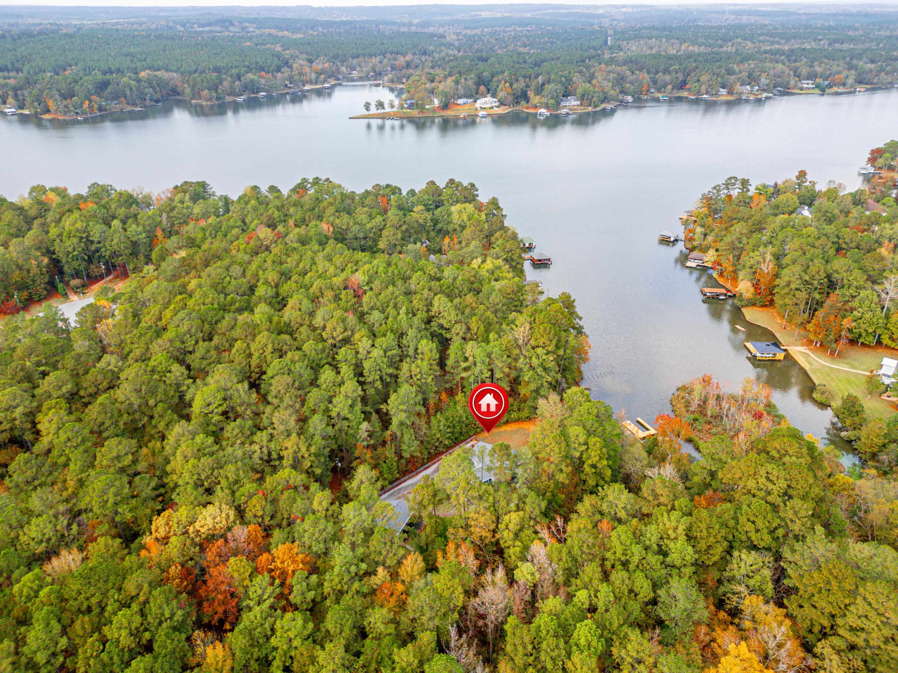 3260 LAKE CREST DRIVE