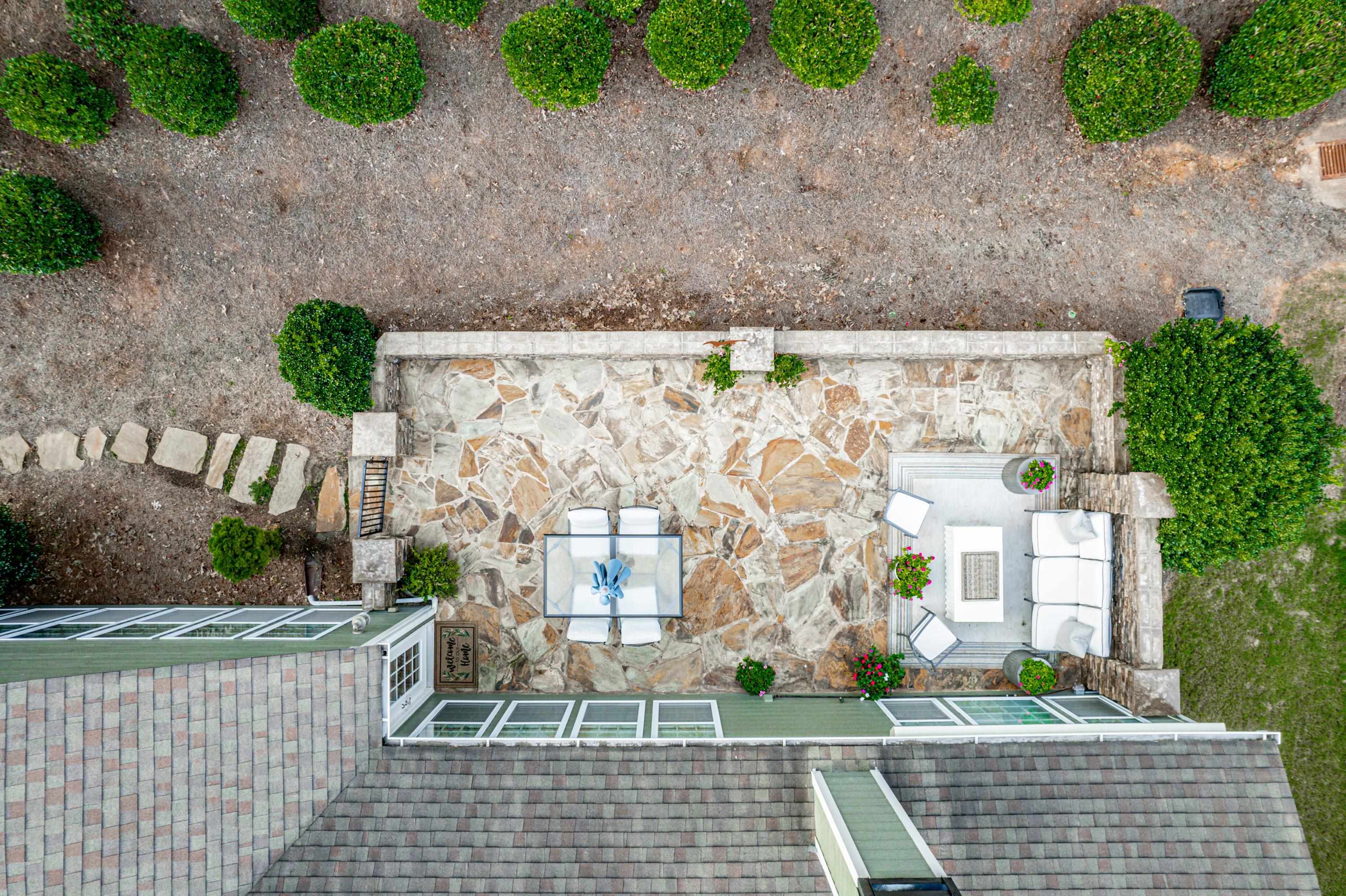 1121 WATER FRONT ROAD