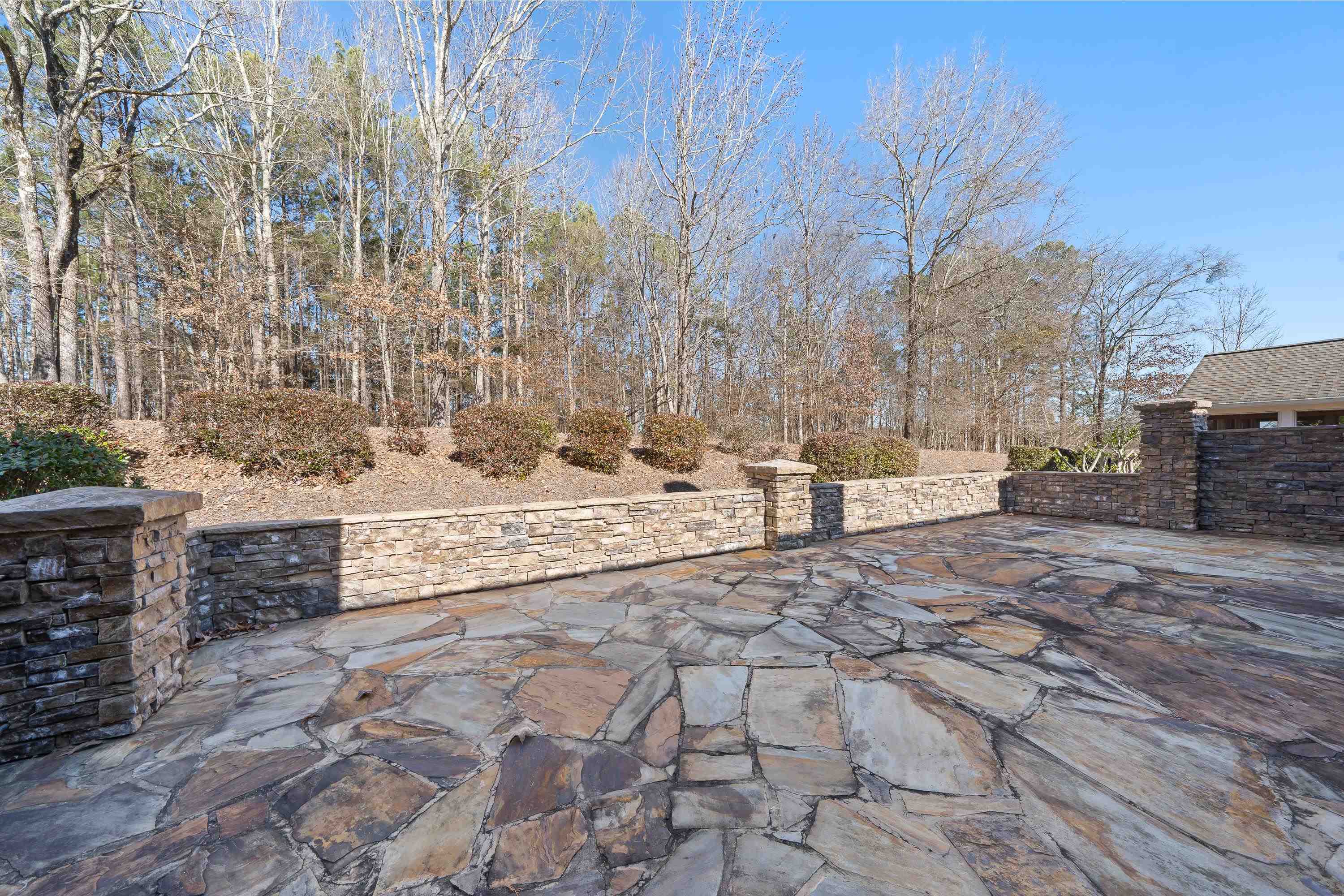 1121 WATER FRONT ROAD