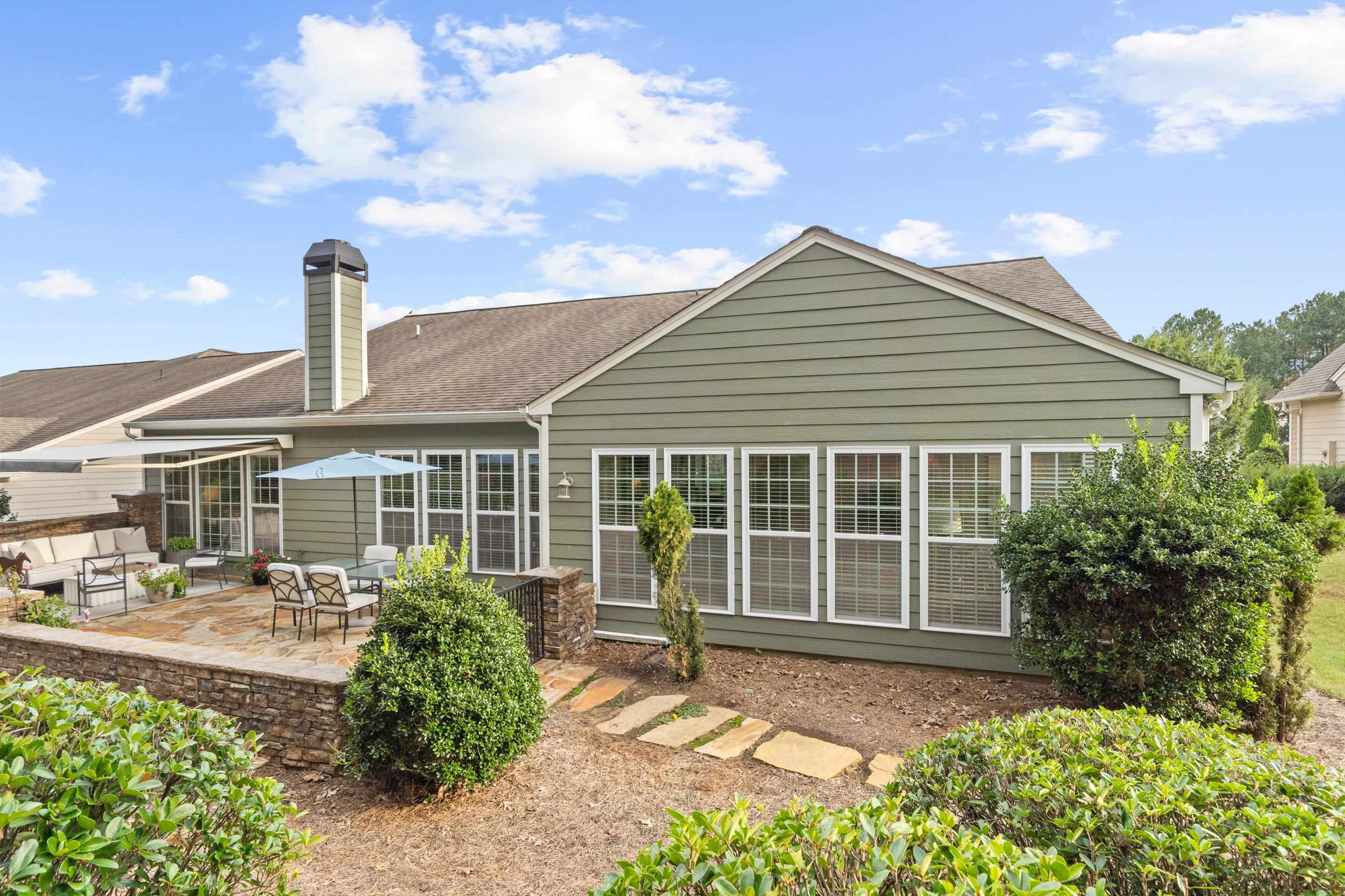 1121 WATER FRONT ROAD