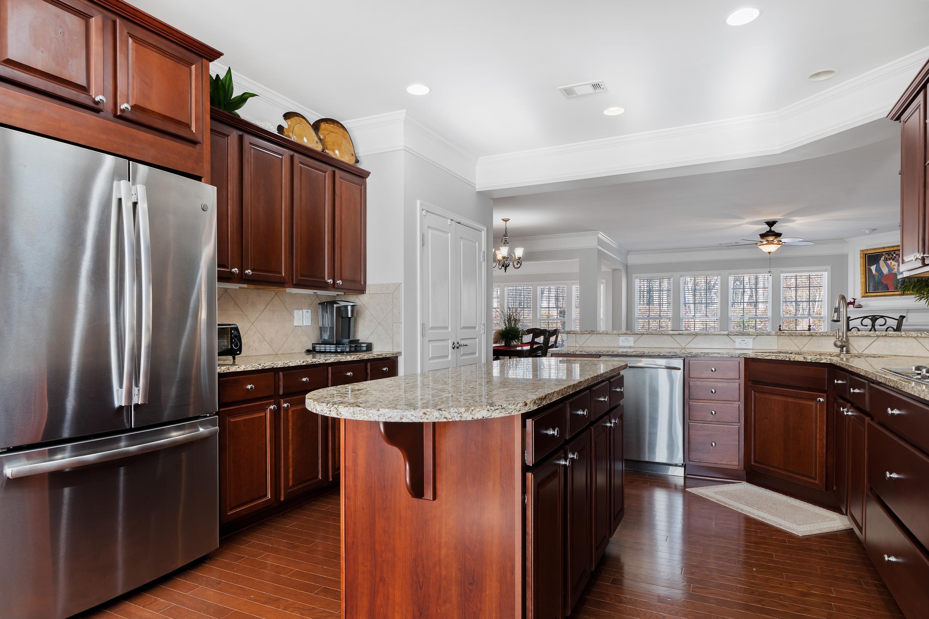 1121 WATER FRONT ROAD