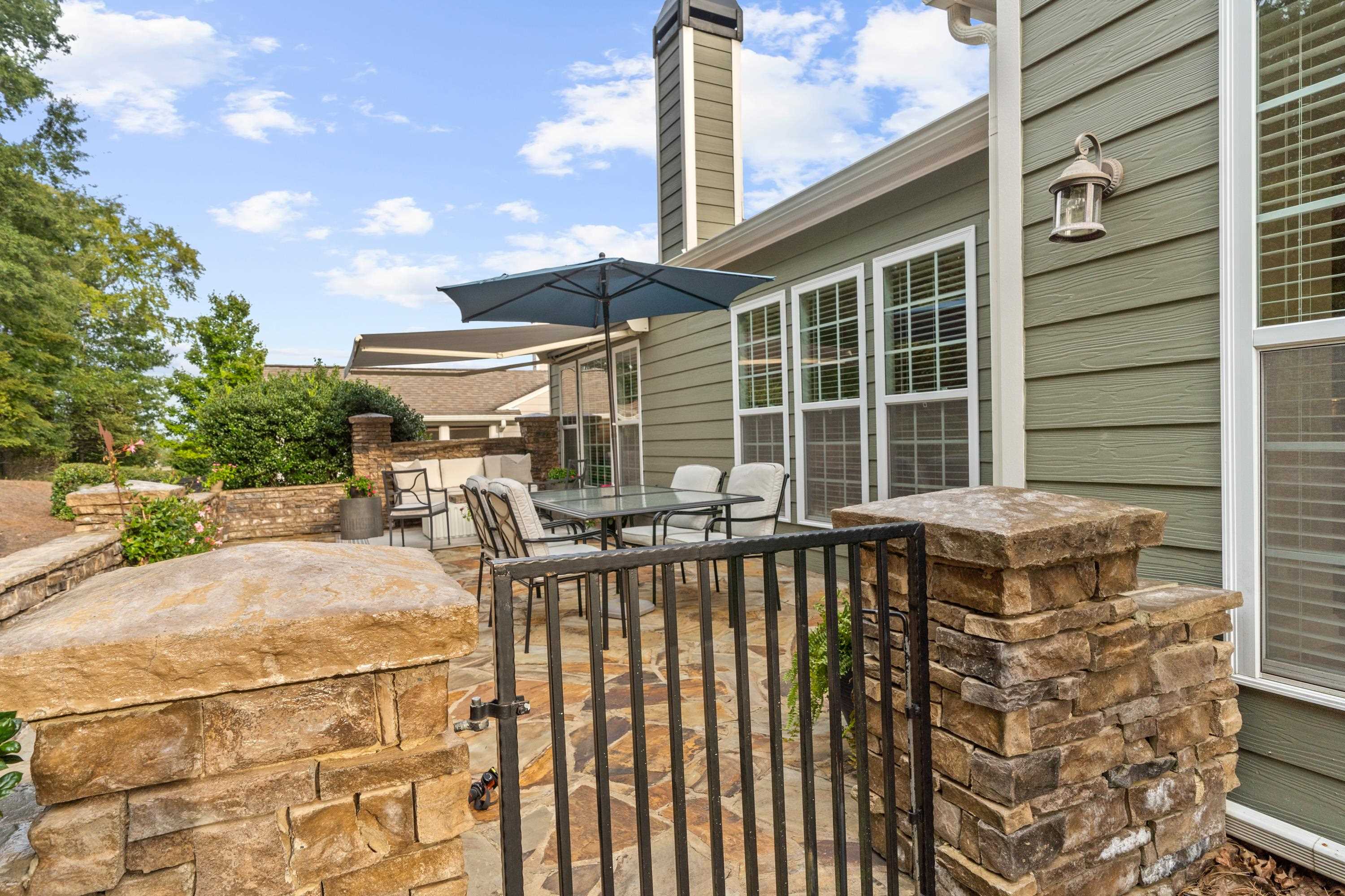 1121 WATER FRONT ROAD