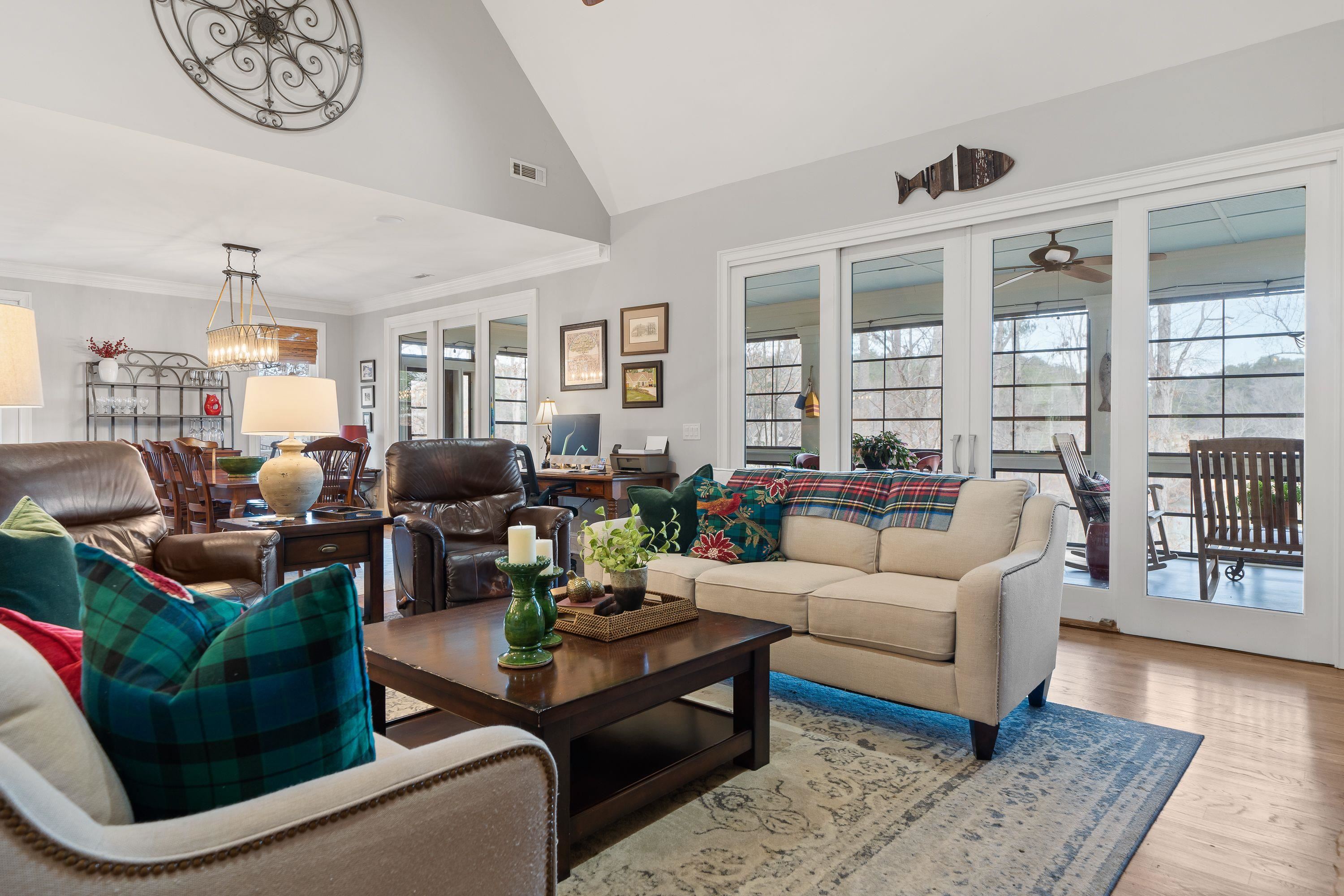 2681 CLUB DRIVE