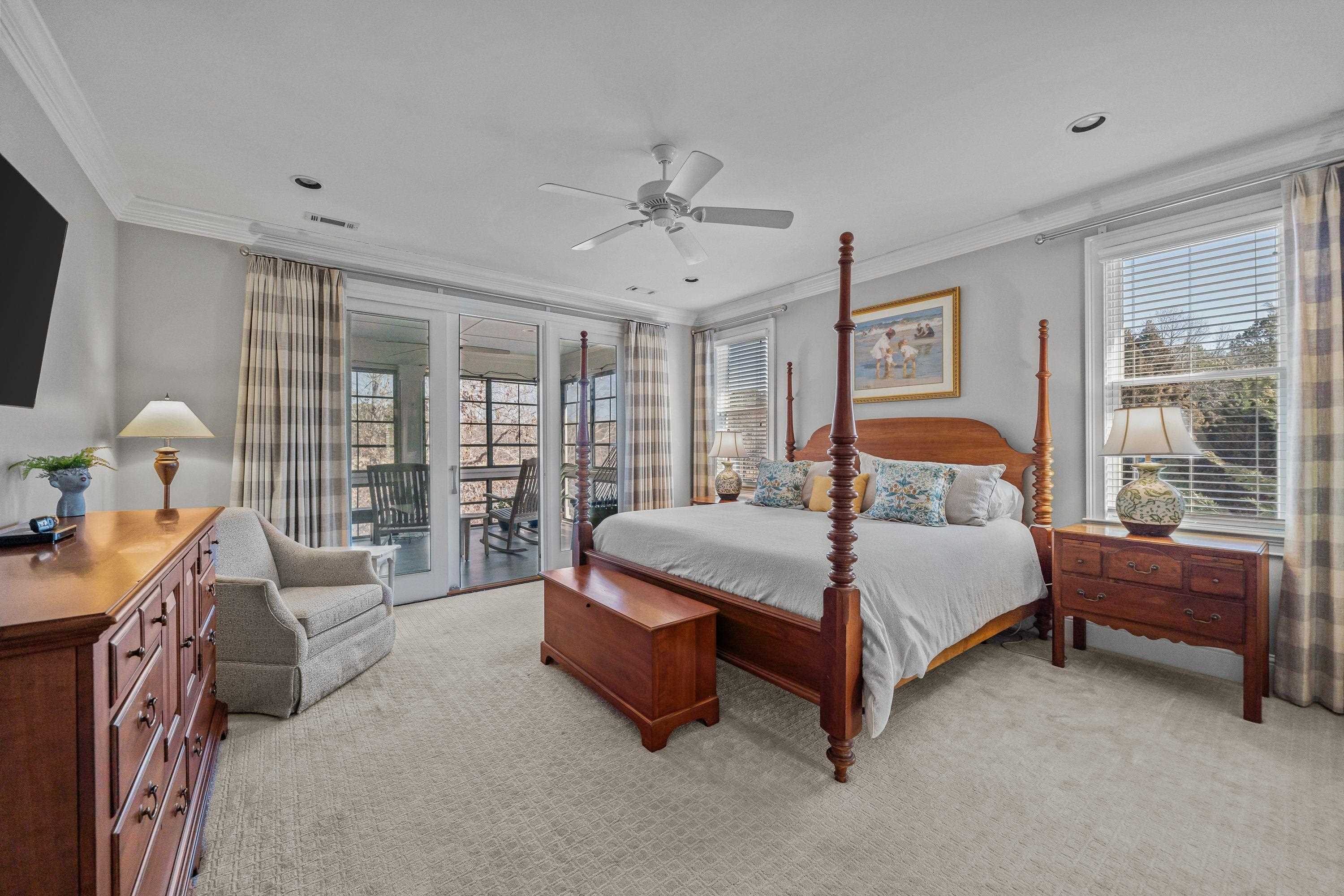 2681 CLUB DRIVE