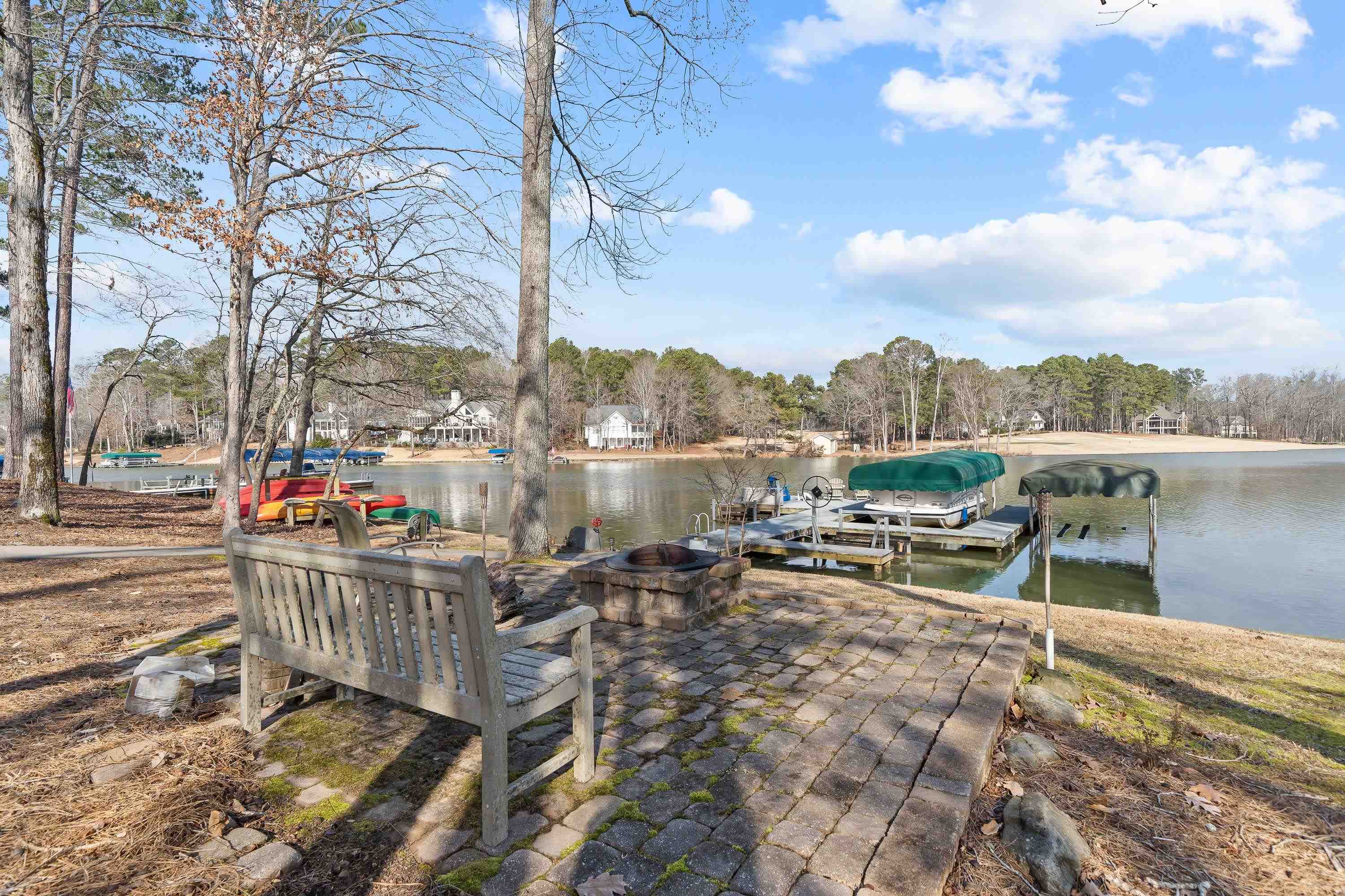 2681 CLUB DRIVE