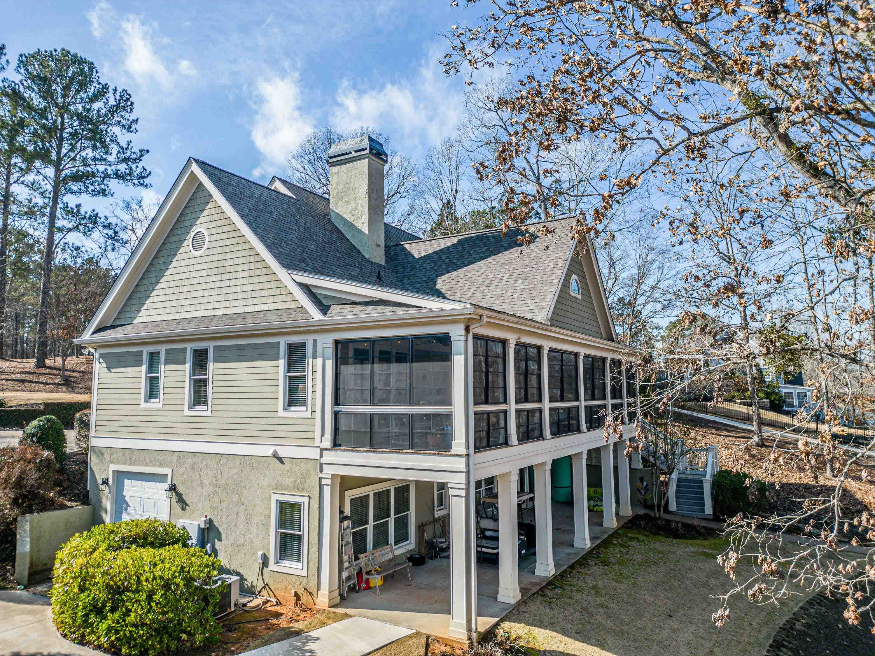 2681 CLUB DRIVE