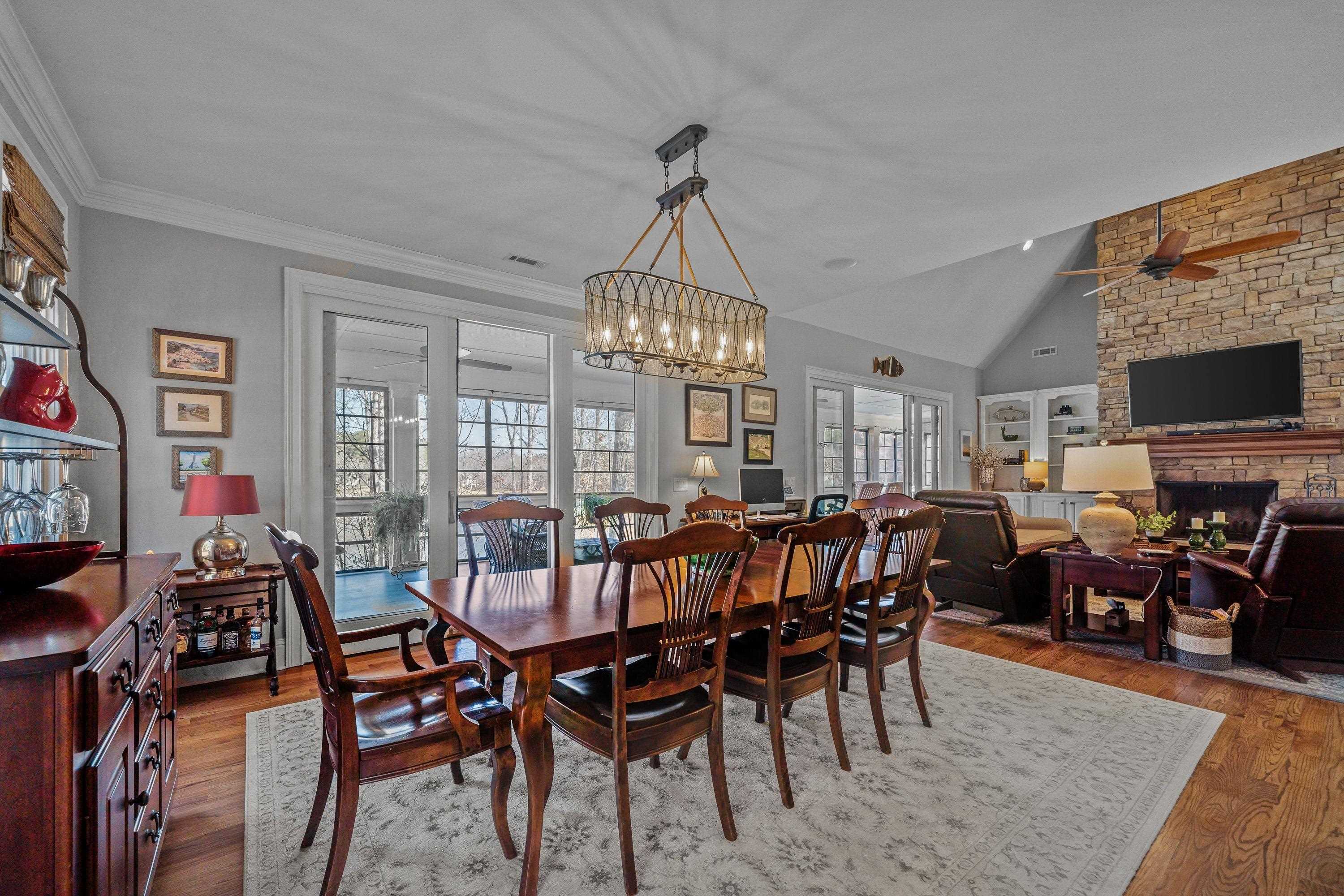 2681 CLUB DRIVE