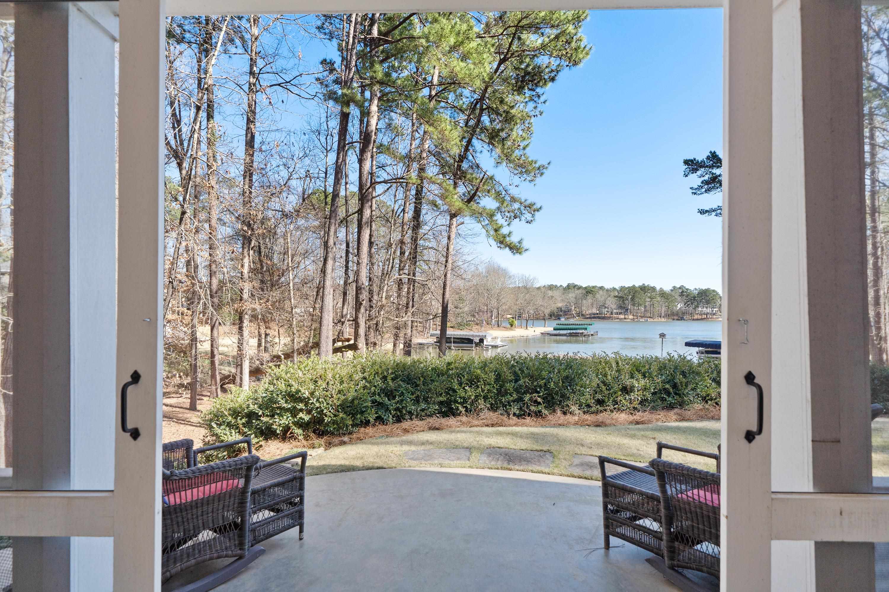 1100 WESTCHESTER DRIVE