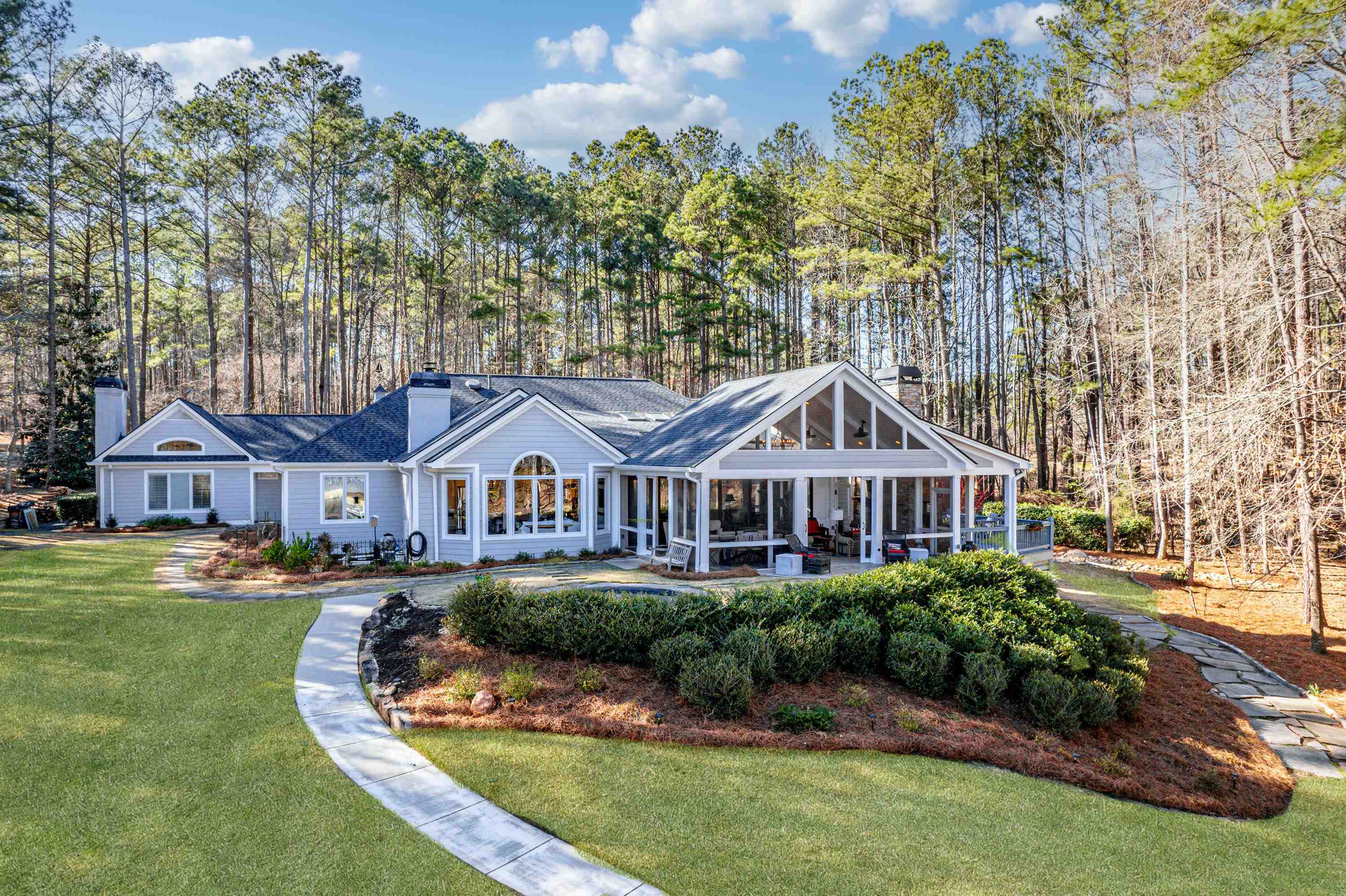 1100 WESTCHESTER DRIVE