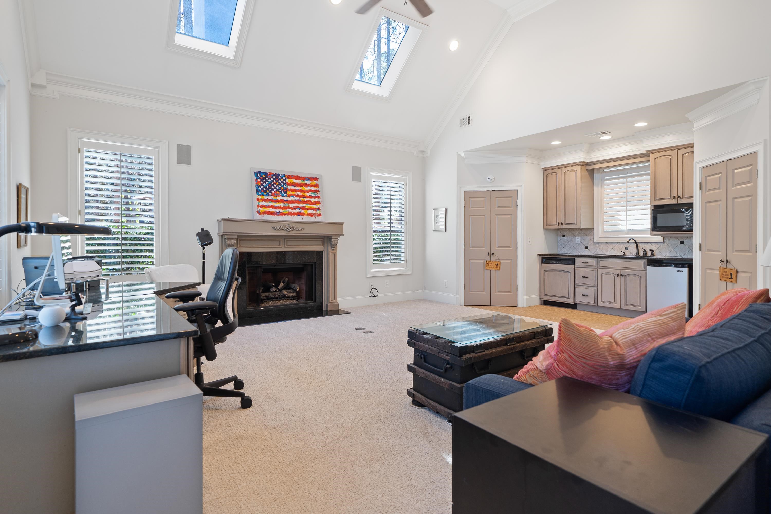 1100 WESTCHESTER DRIVE