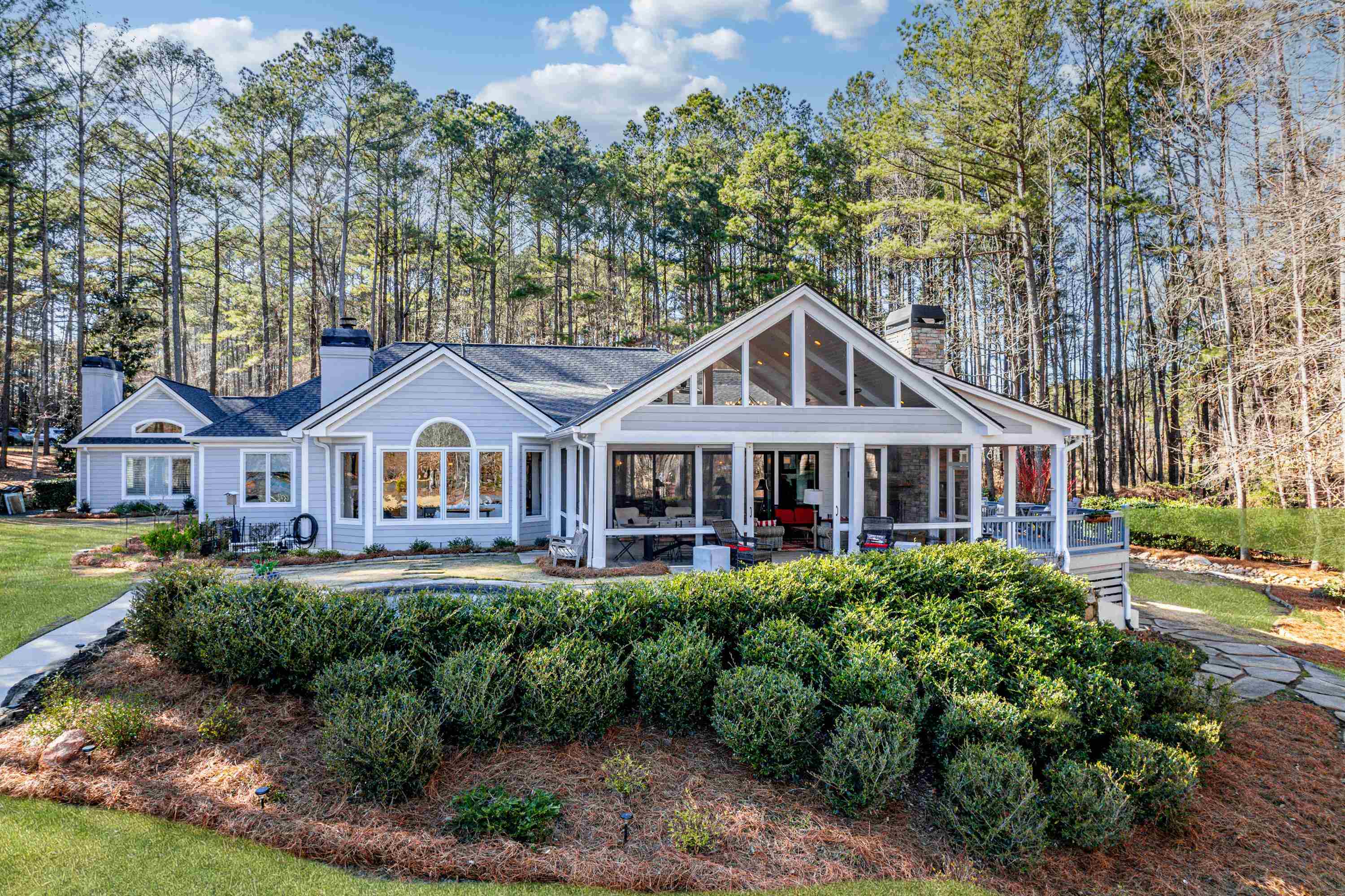 1100 WESTCHESTER DRIVE
