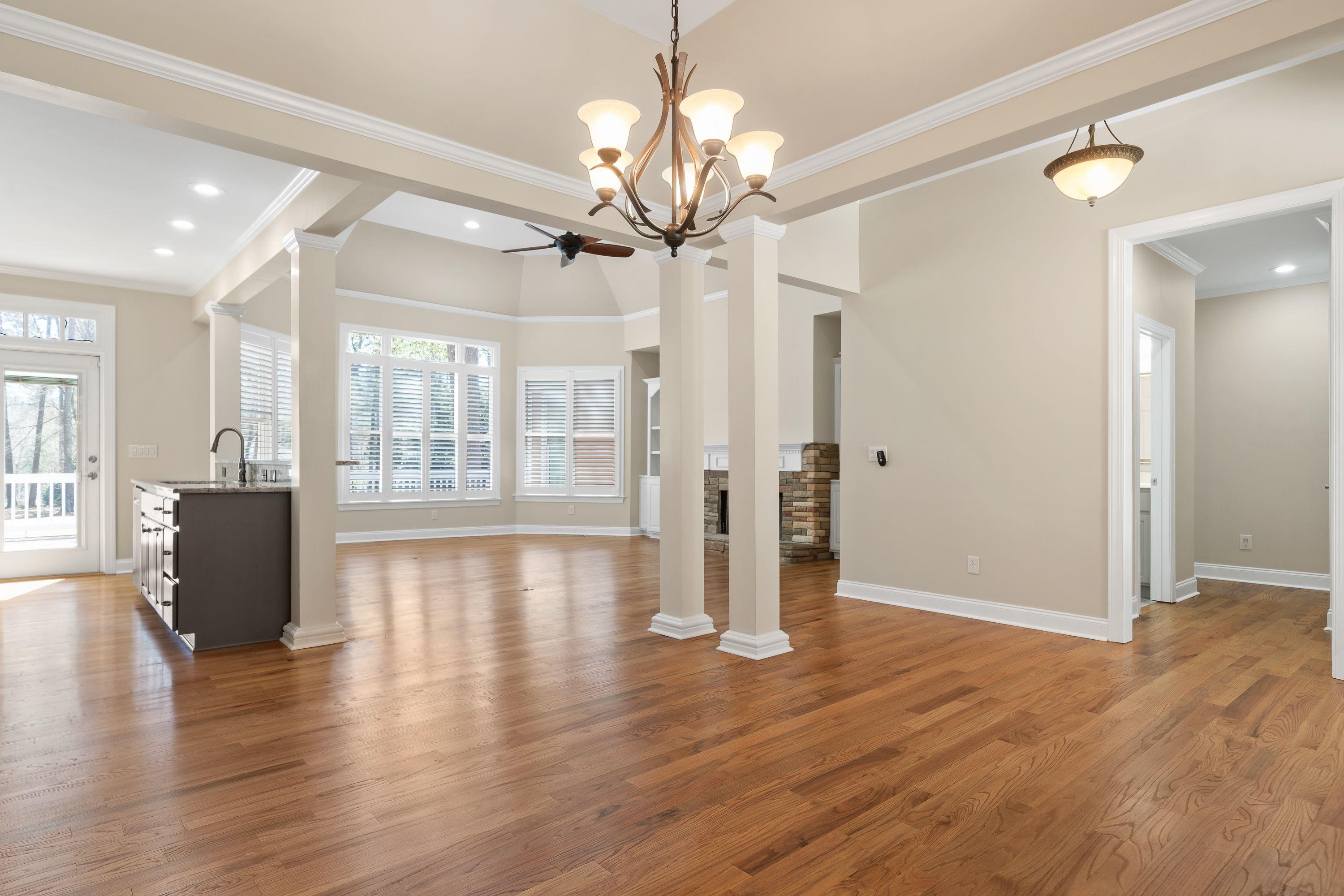 1010 LAKE DRIVE