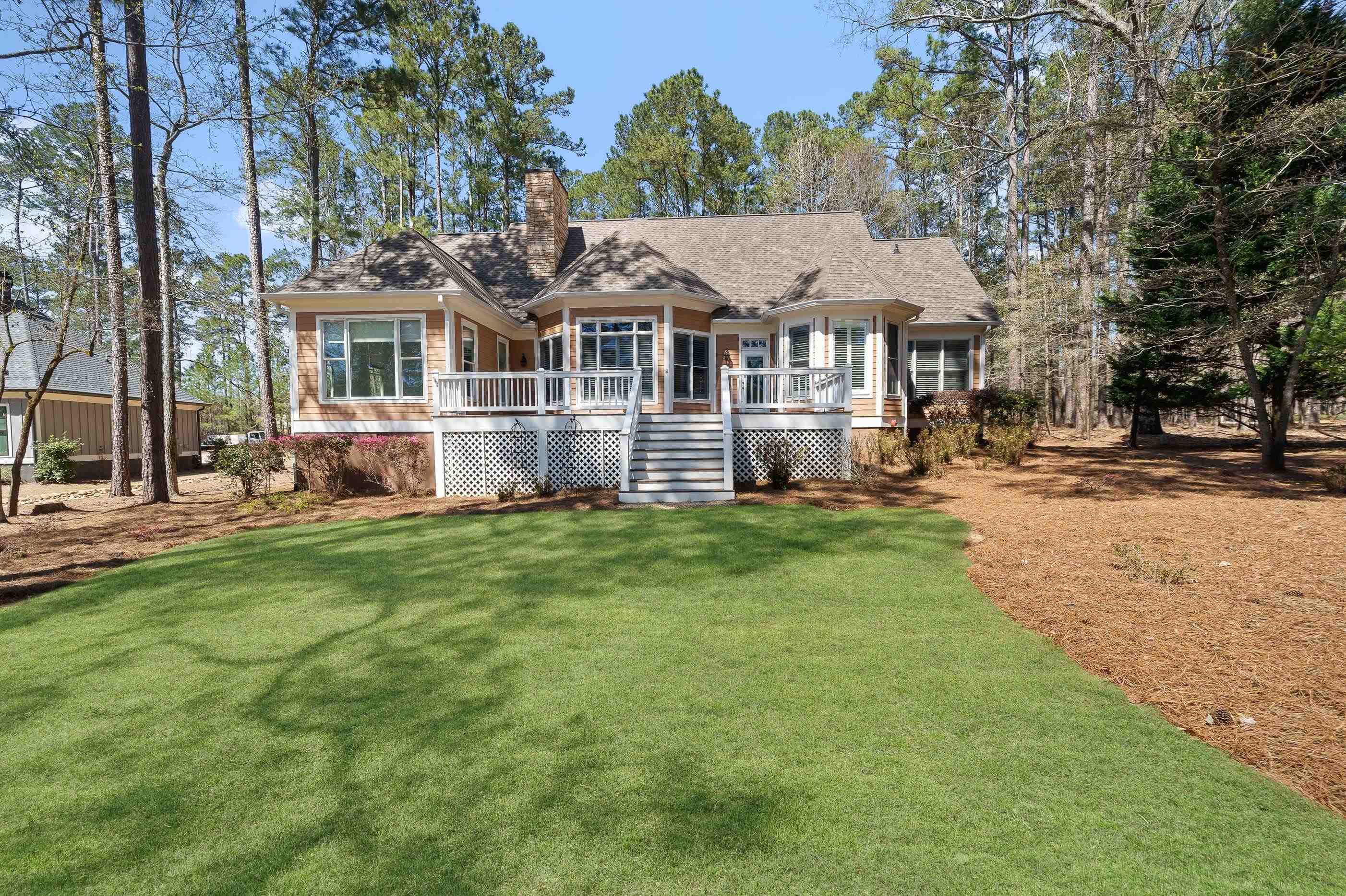 1010 LAKE DRIVE
