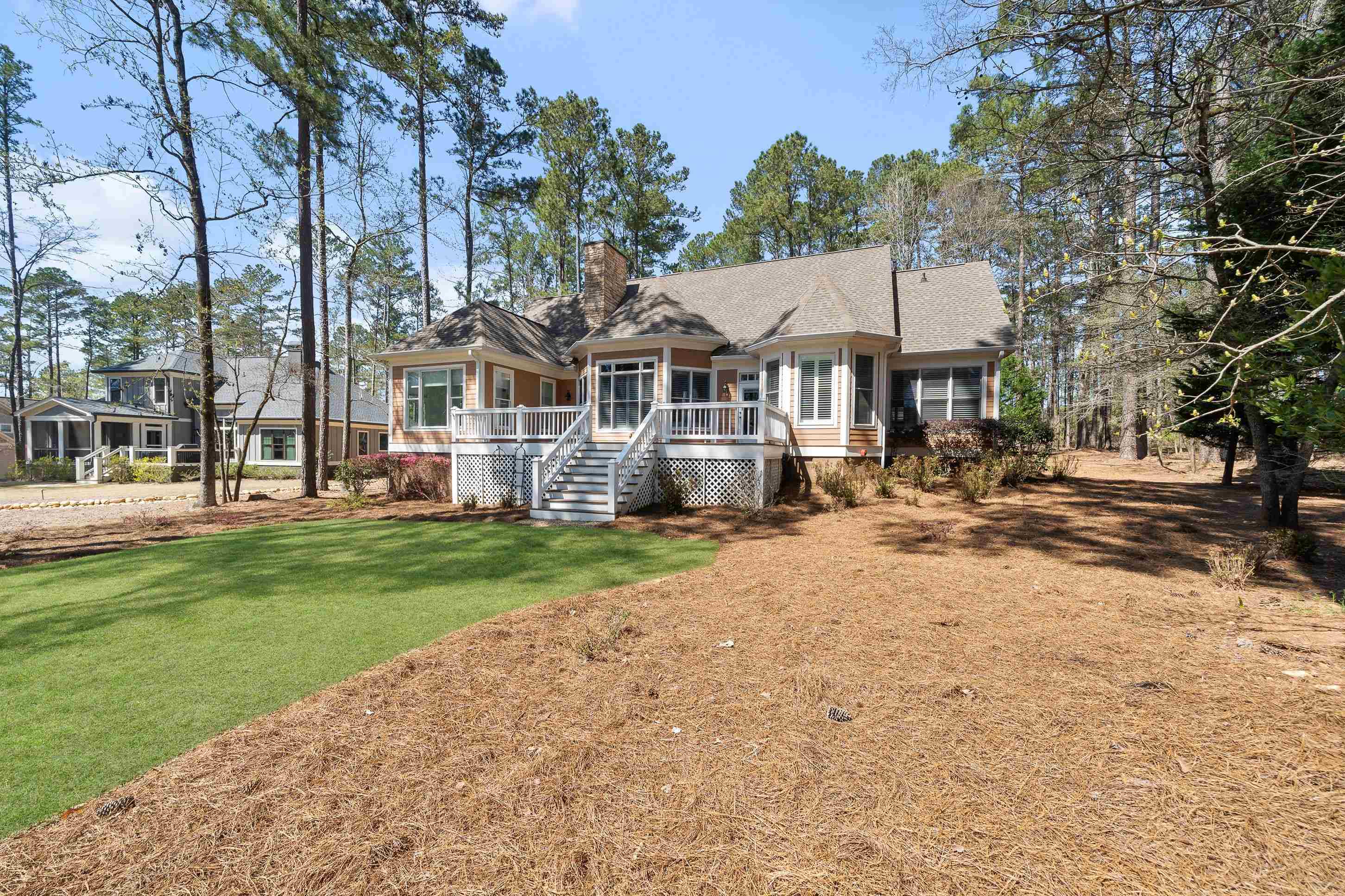 1010 LAKE DRIVE