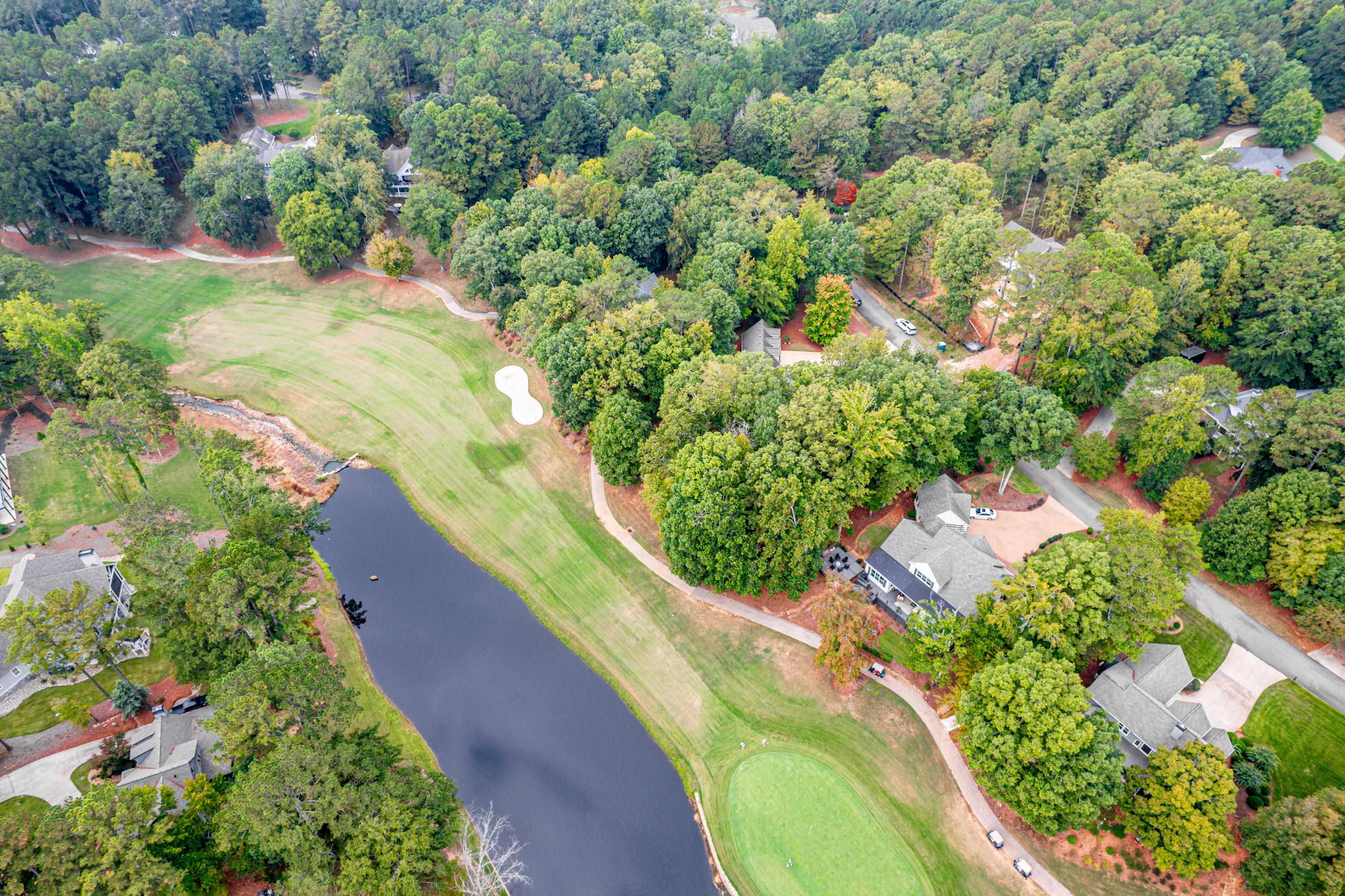 1020 PEACHTREE COURT