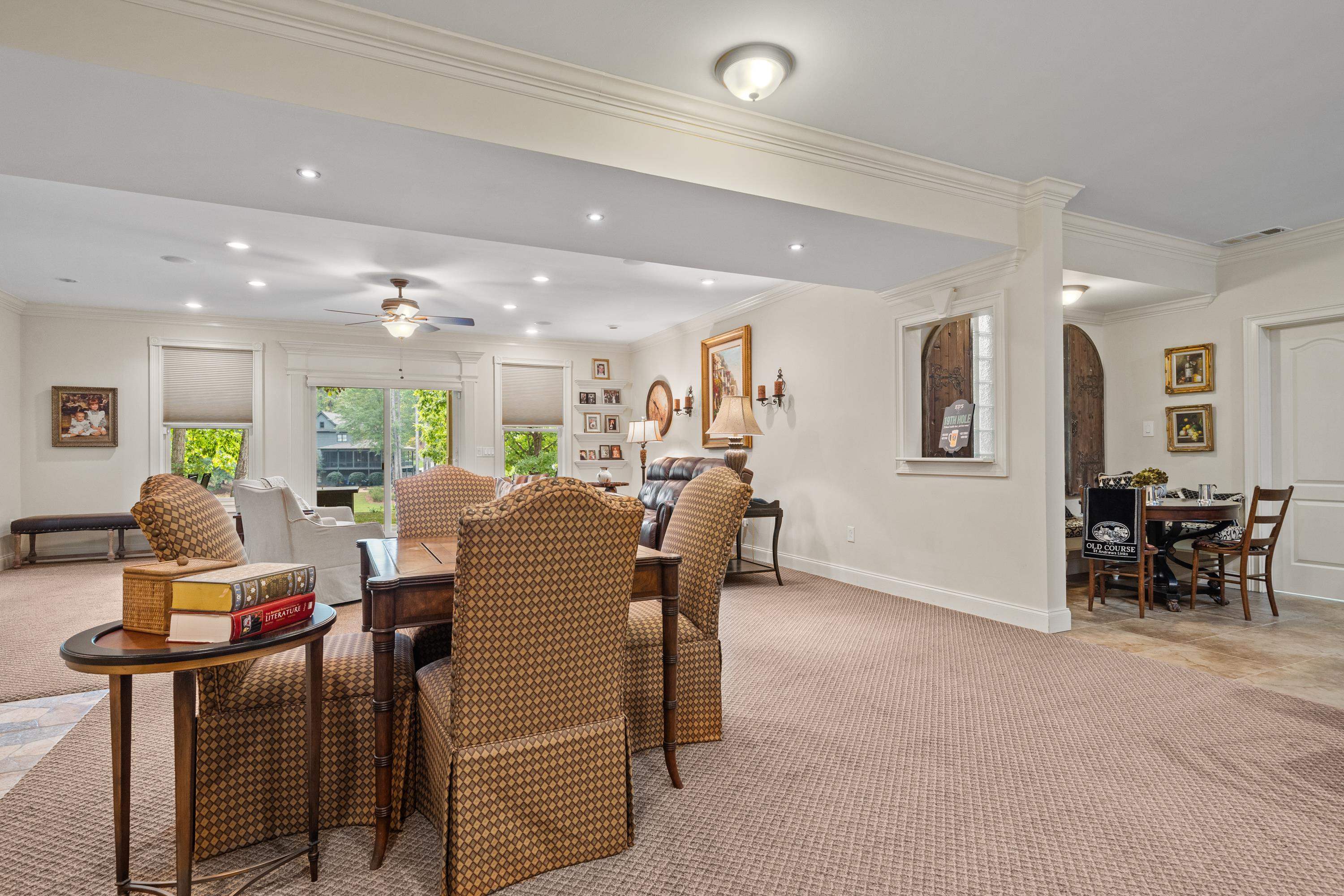 1020 PEACHTREE COURT
