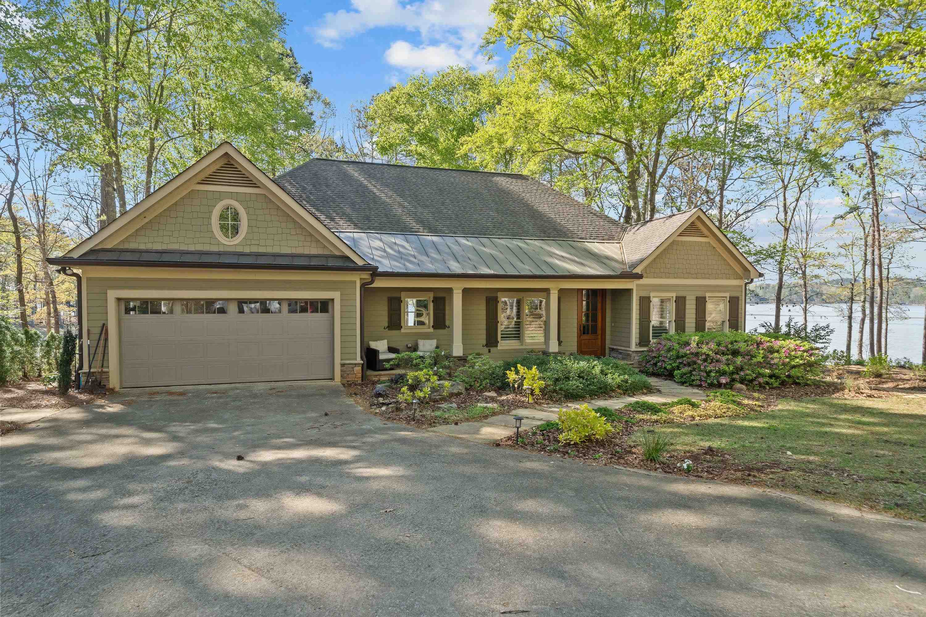 127 FOREST RIDGE DRIVE