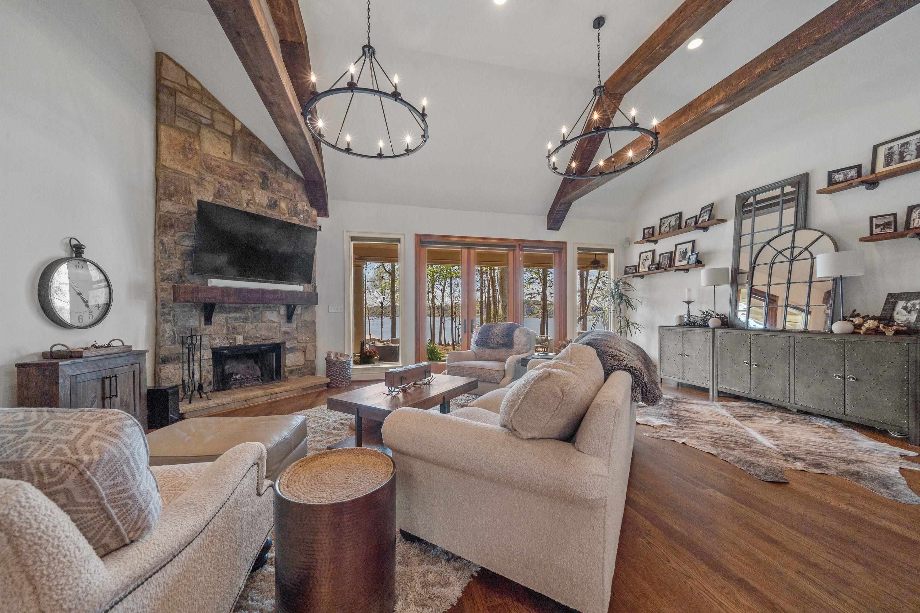 127 FOREST RIDGE DRIVE