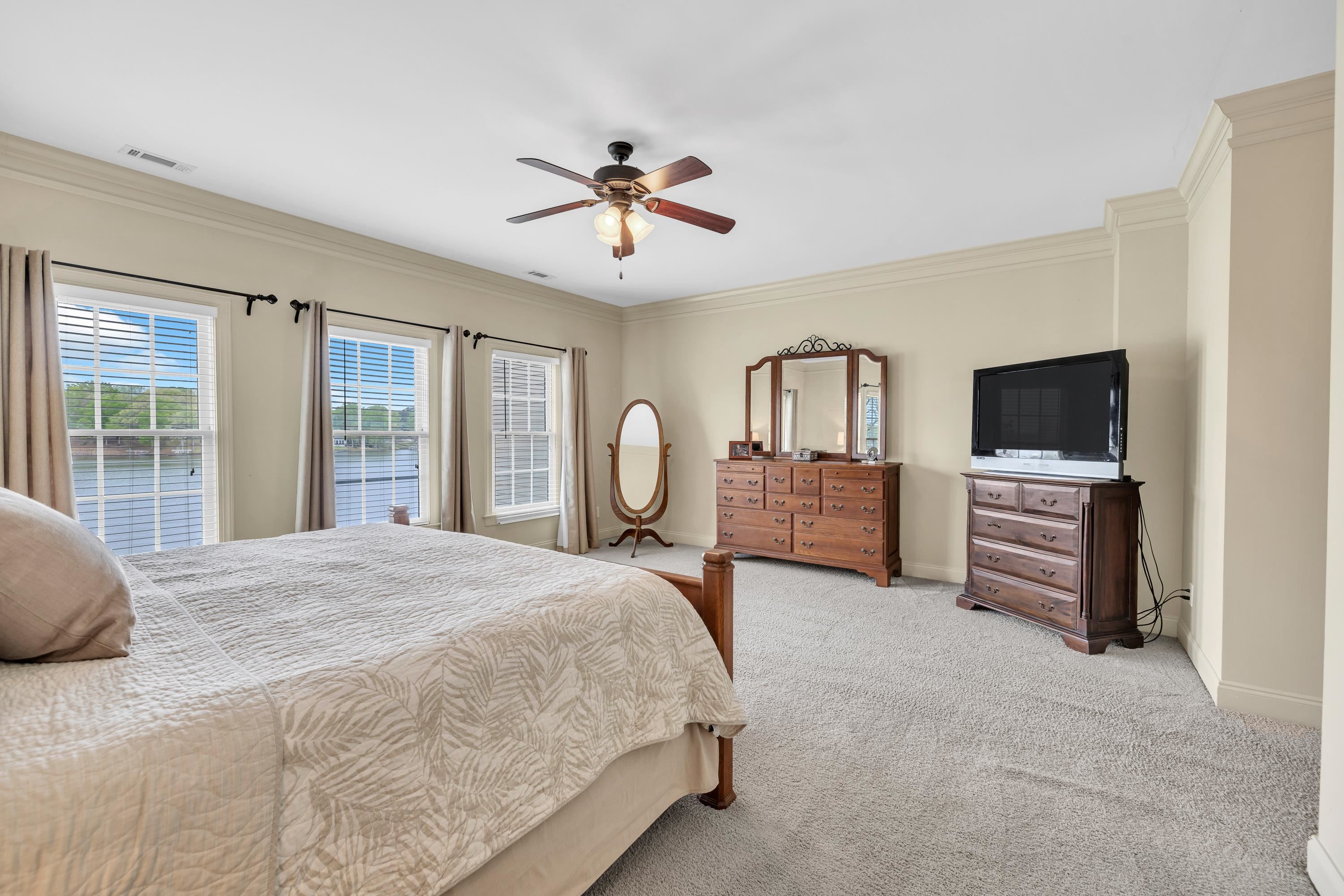 905 Unit #106 GREENSBORO ROAD