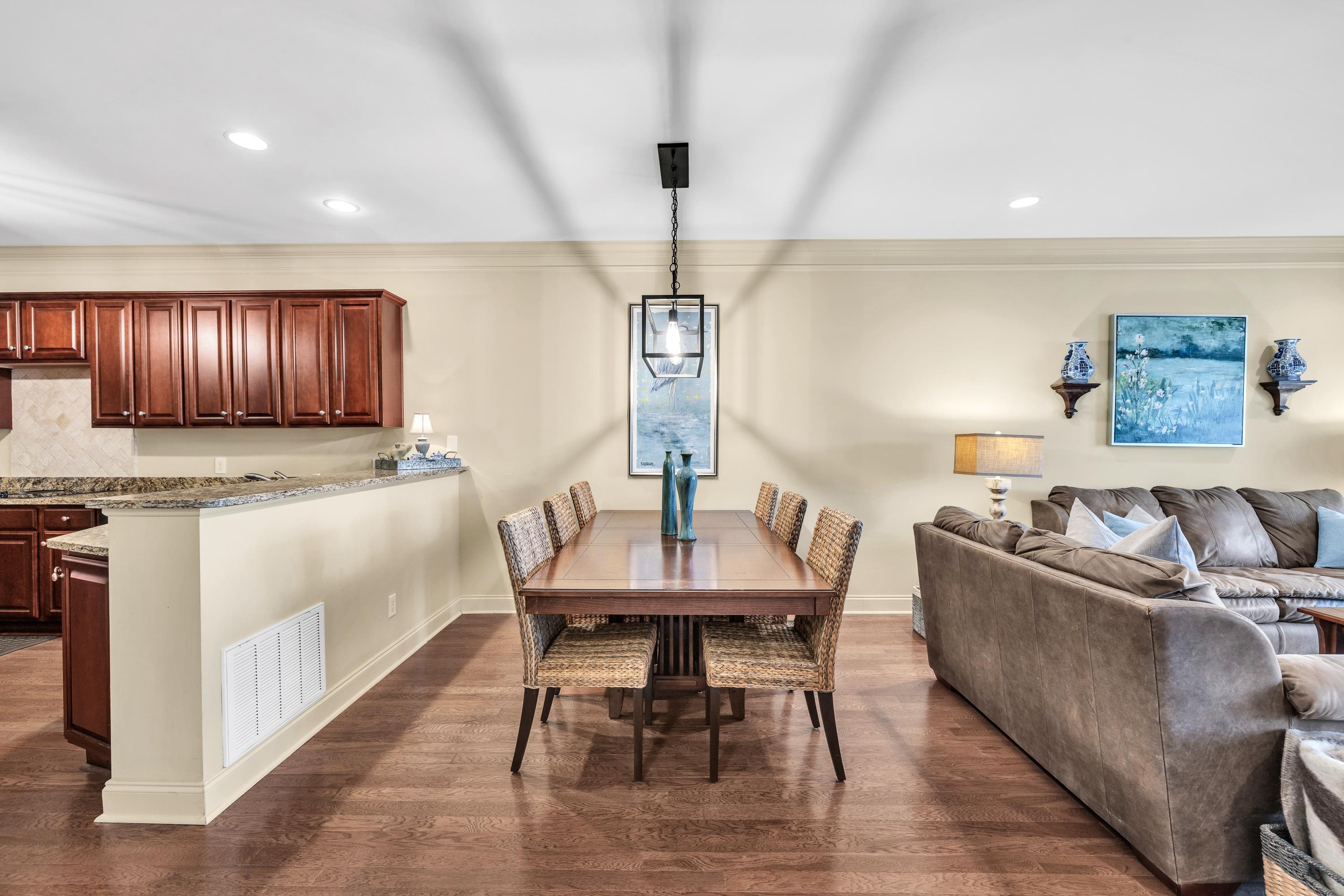 905 Unit #106 GREENSBORO ROAD