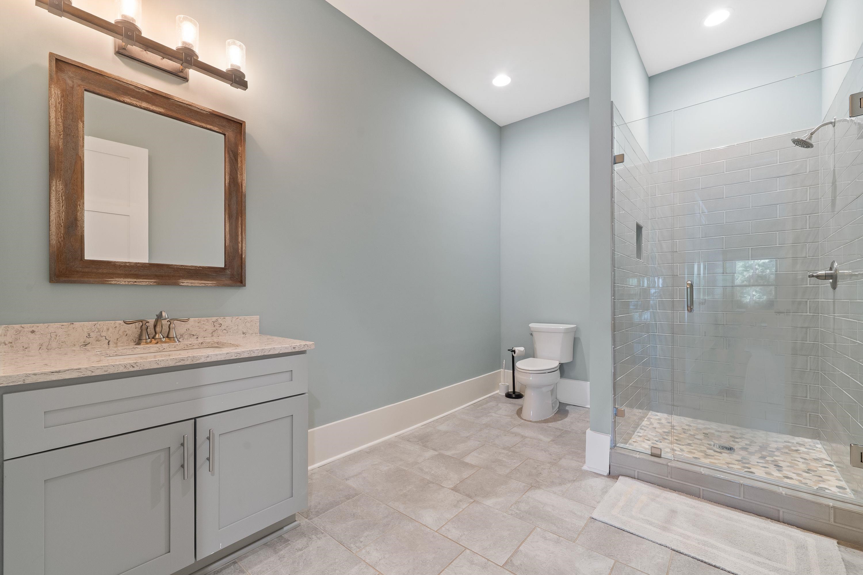 128 LAKEVIEW DRIVE