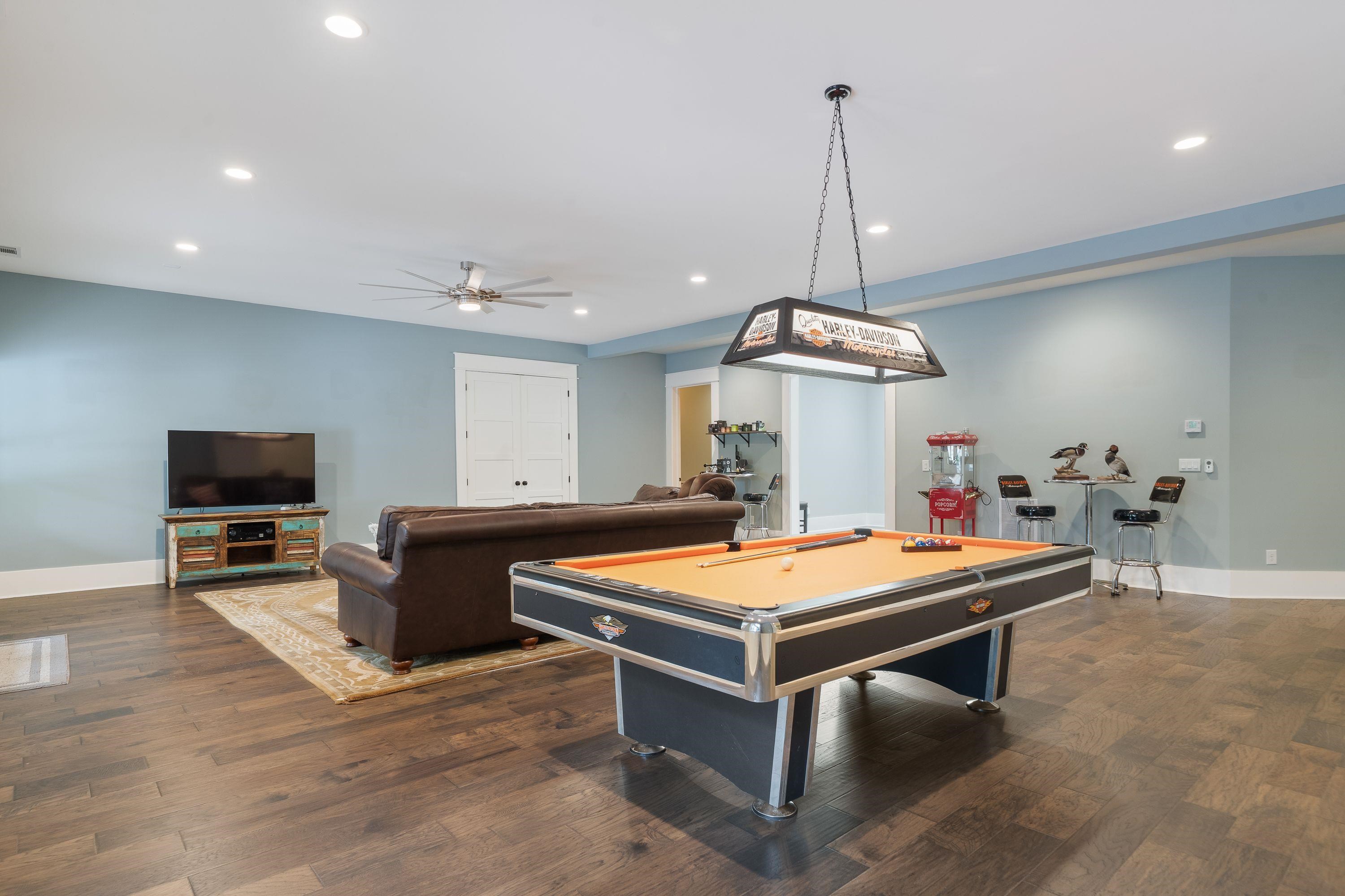 128 LAKEVIEW DRIVE
