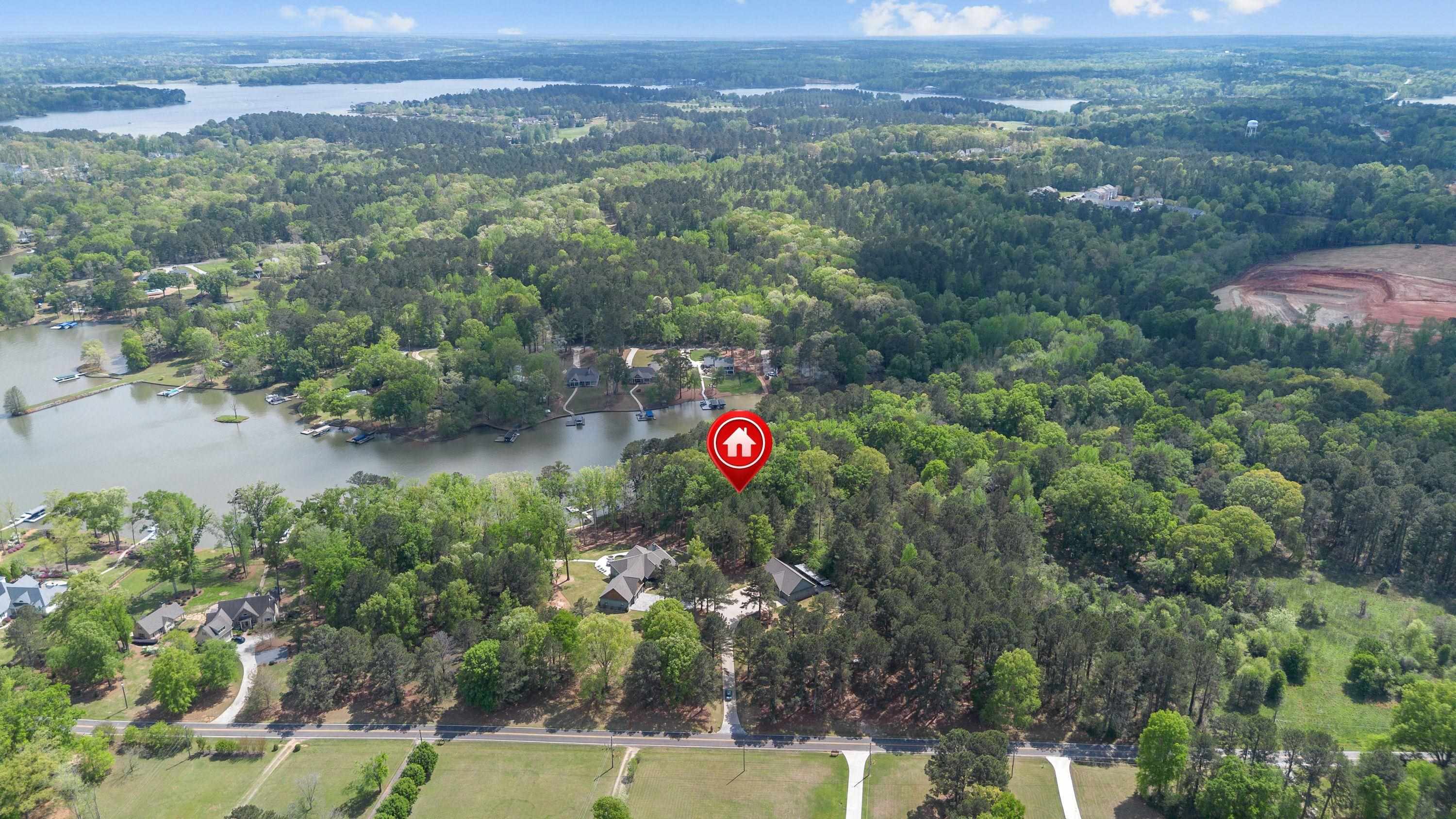 128 LAKEVIEW DRIVE