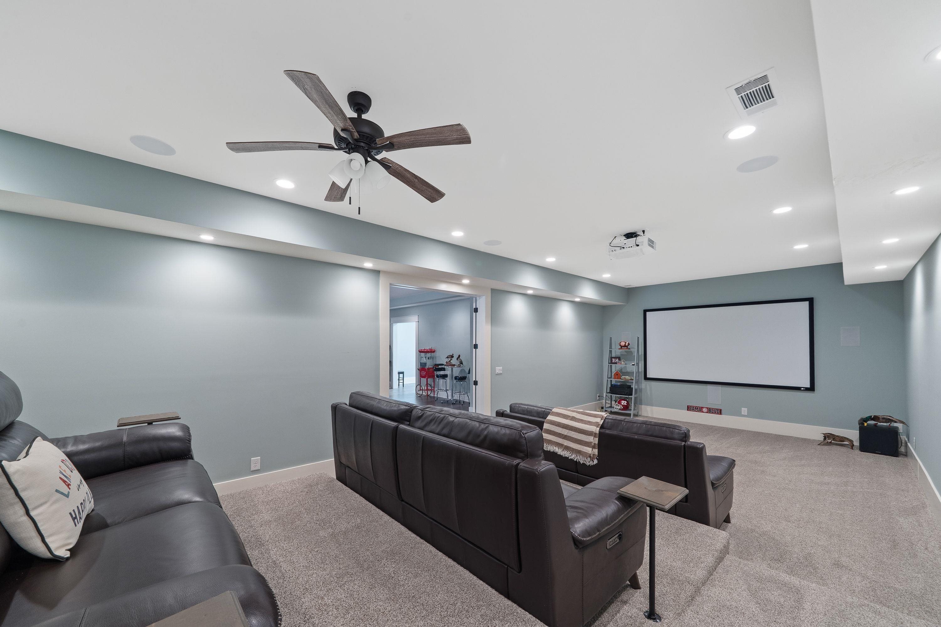 128 LAKEVIEW DRIVE