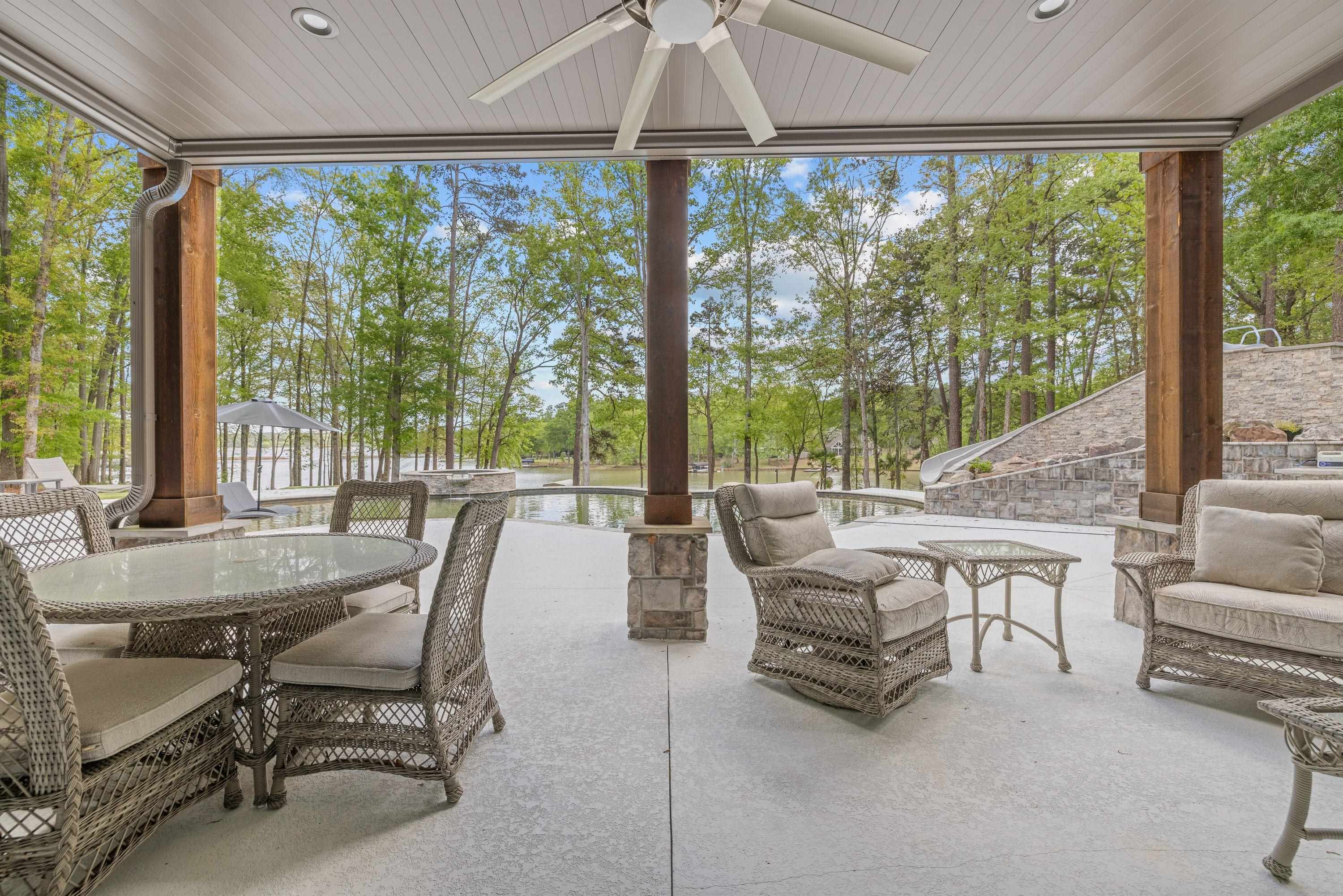 128 LAKEVIEW DRIVE