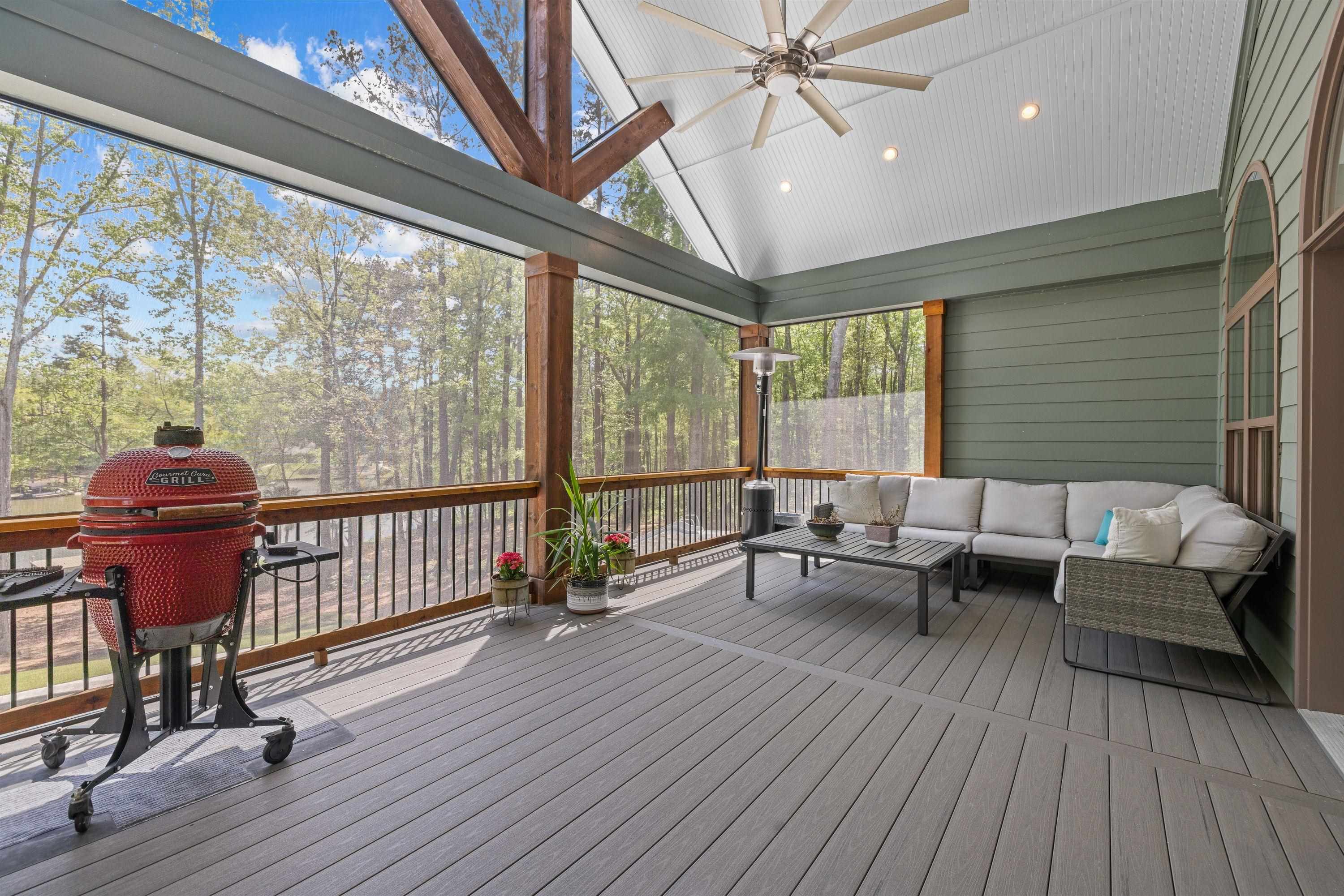 128 LAKEVIEW DRIVE