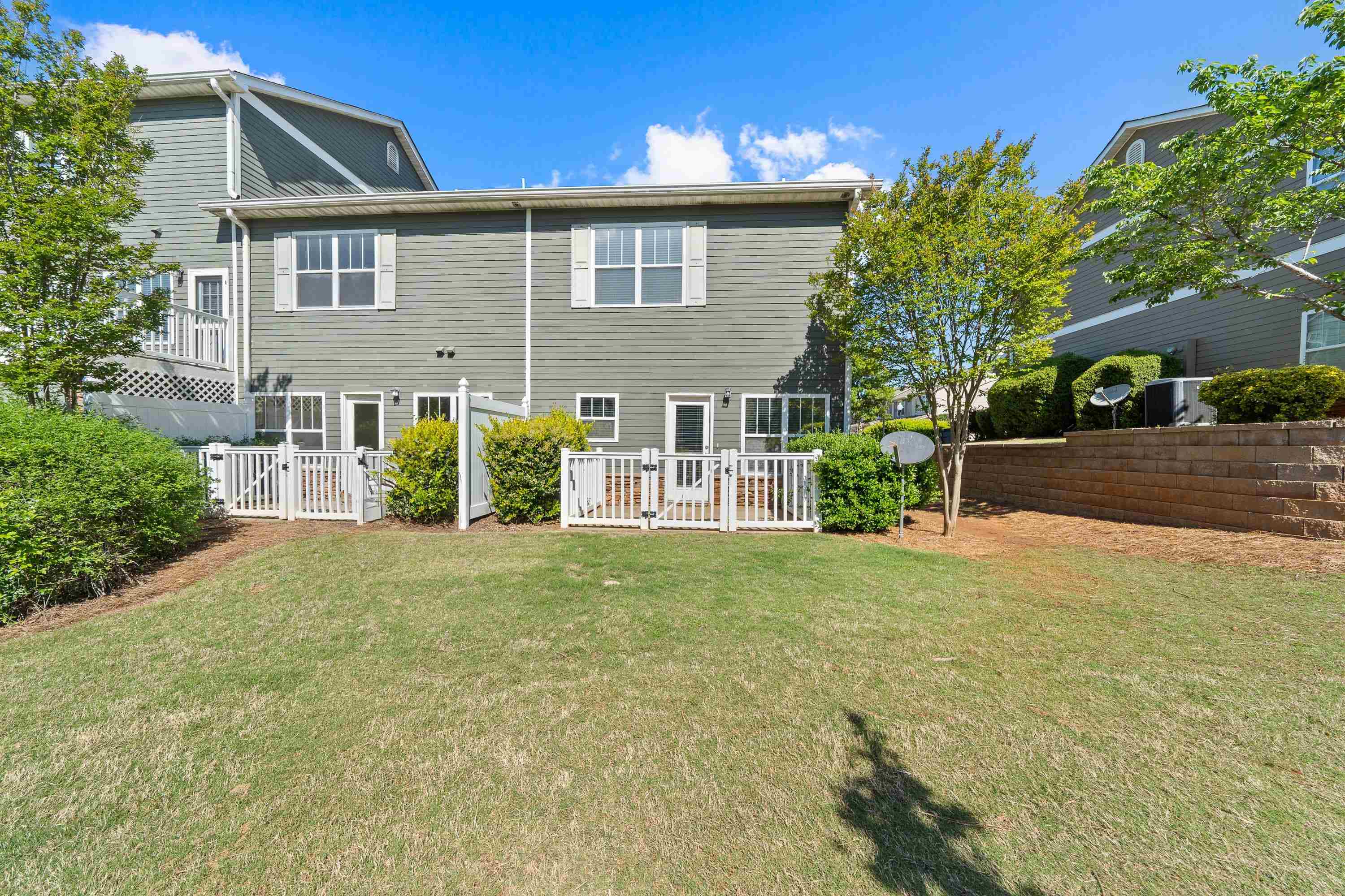 1071 REDBUD STREET