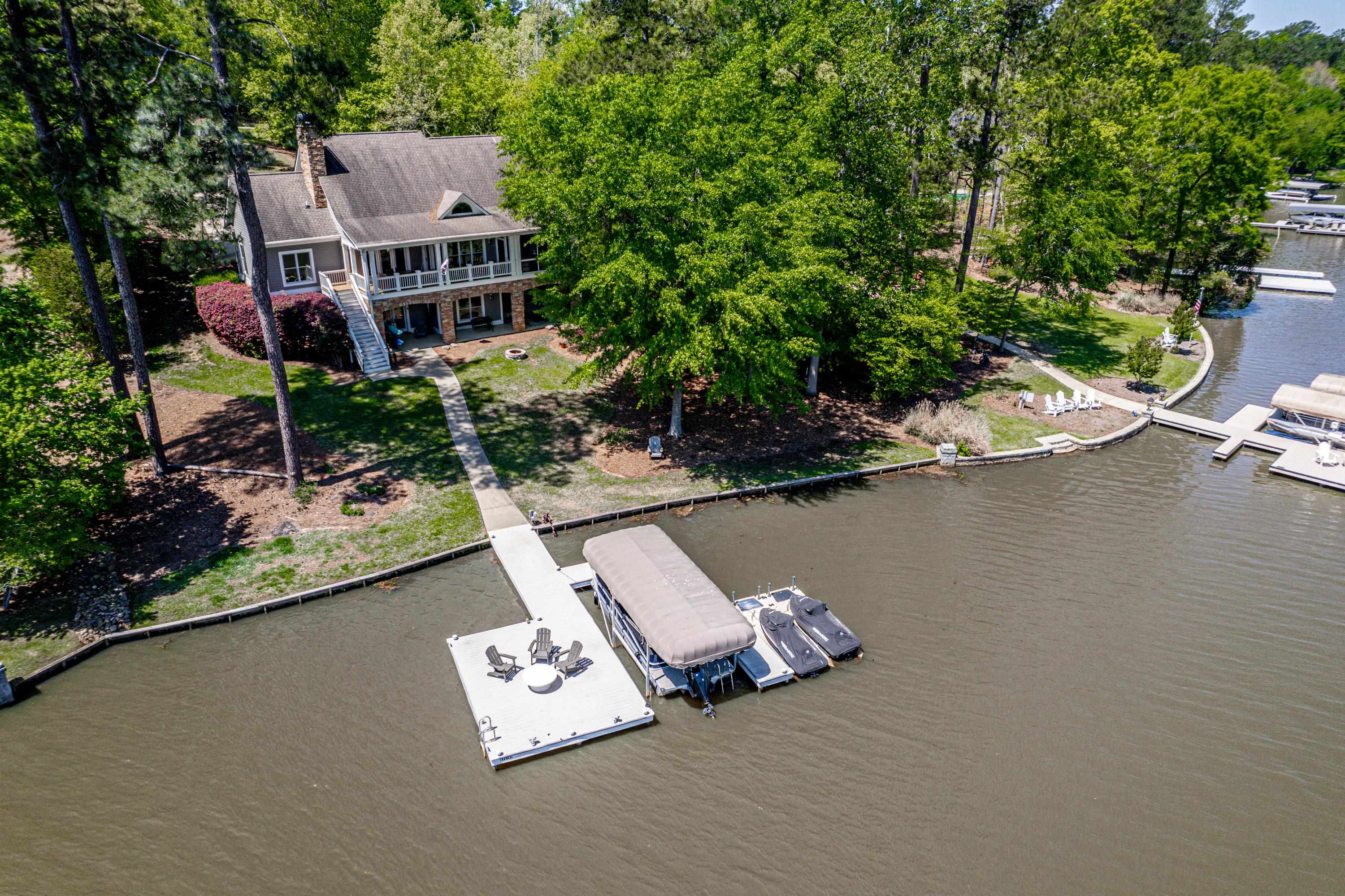 1100 TURNBERRY CIRCLE