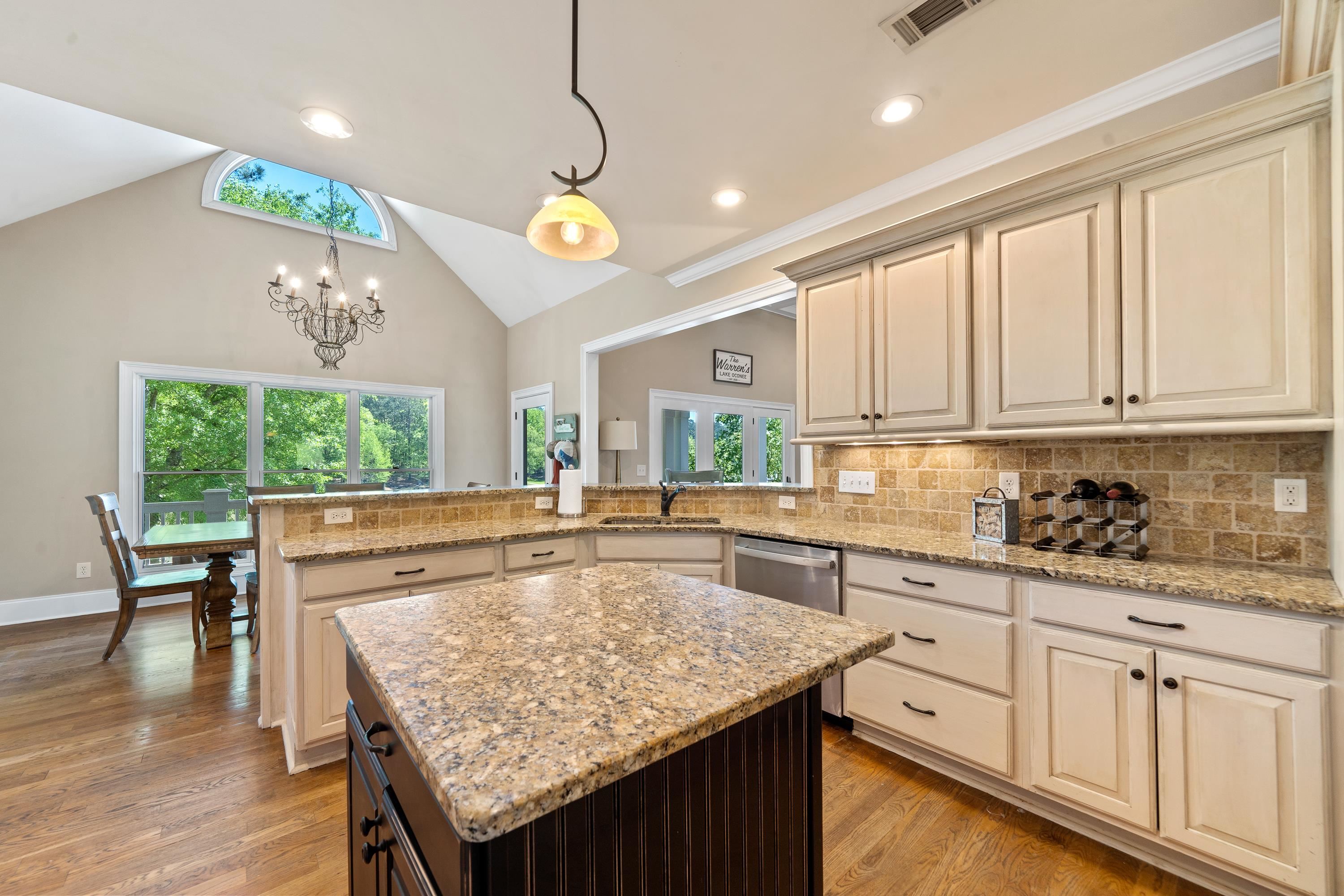 1100 TURNBERRY CIRCLE