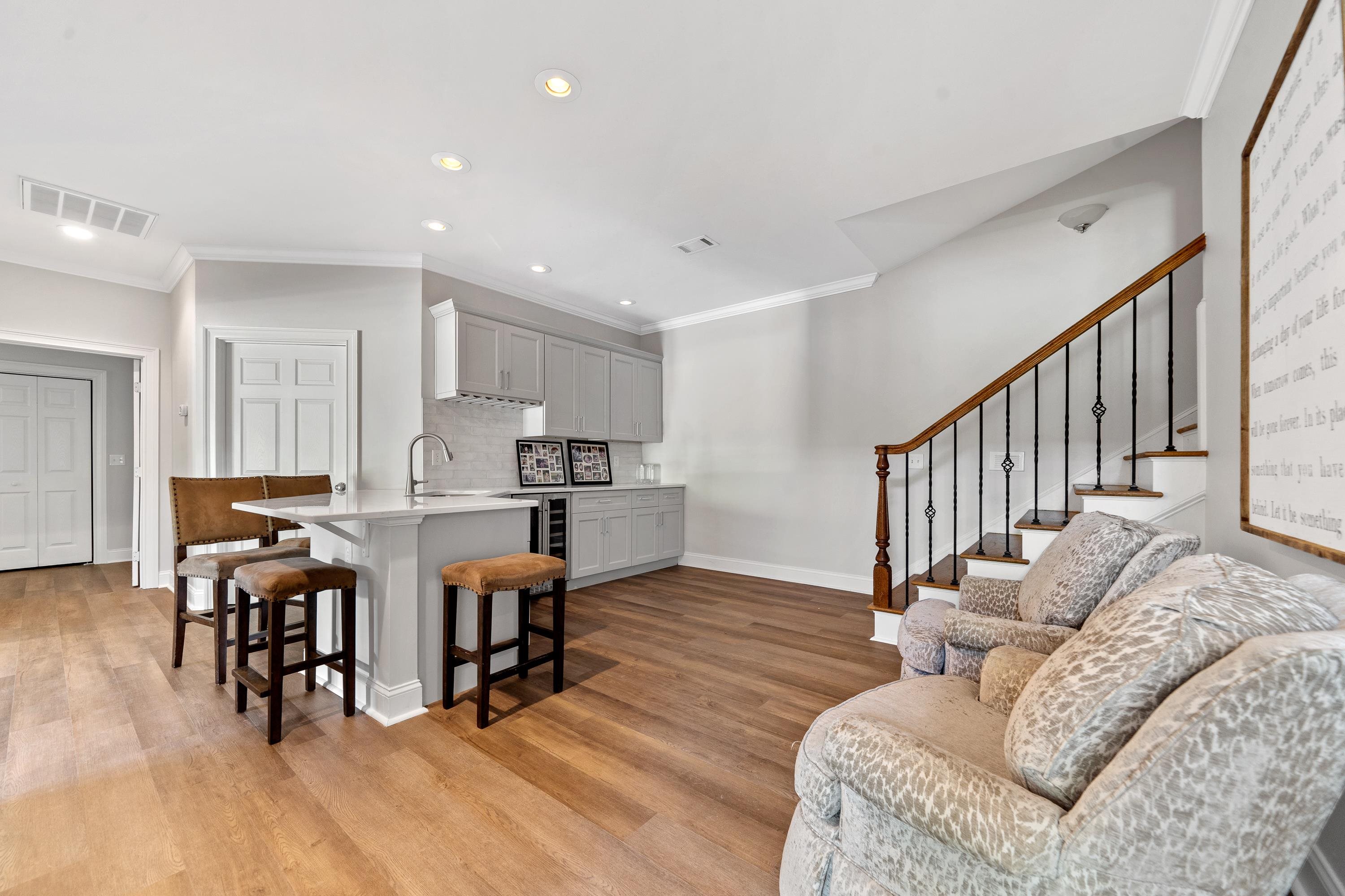 1100 TURNBERRY CIRCLE