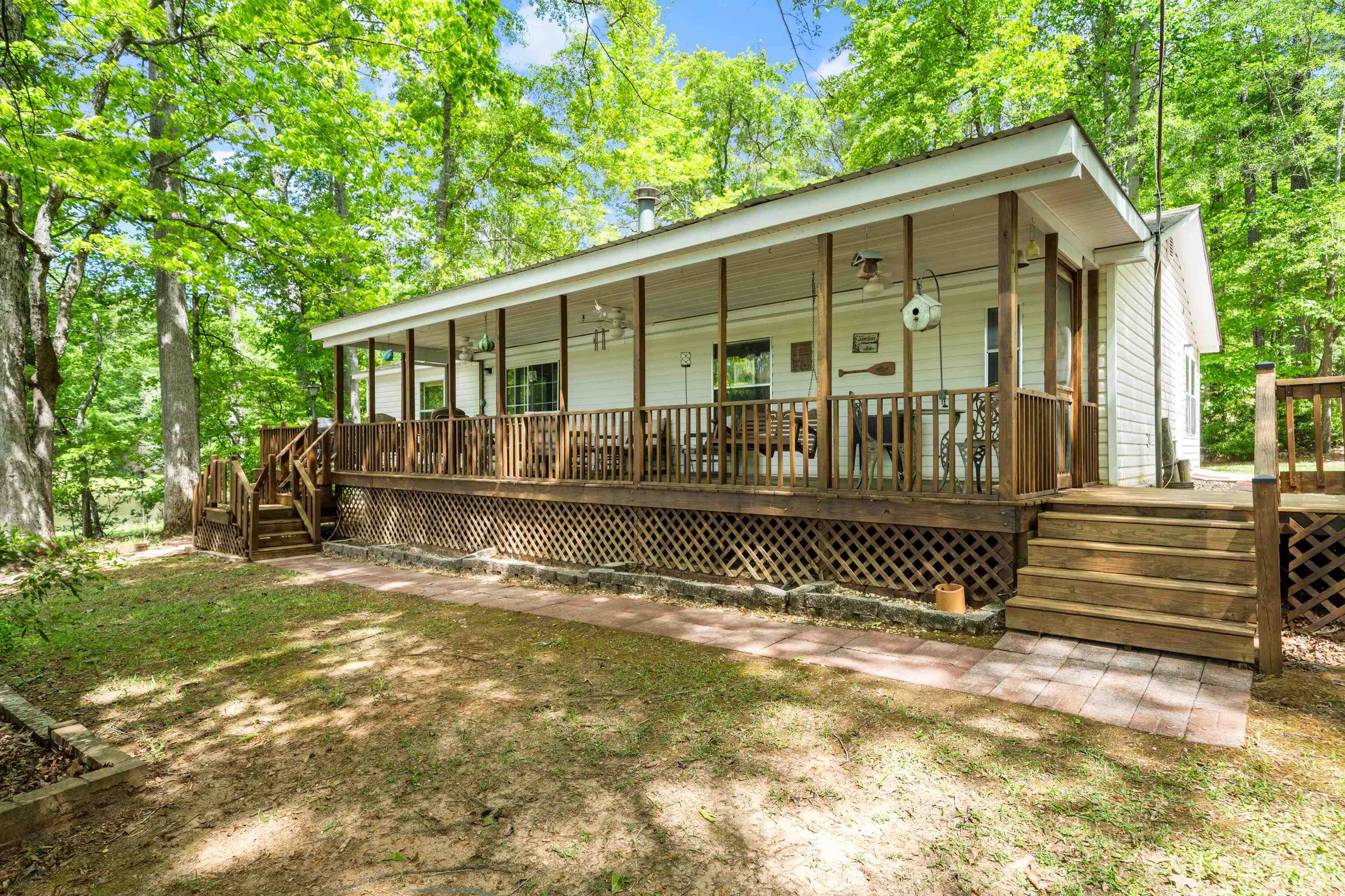 82 DOGWOOD COURT