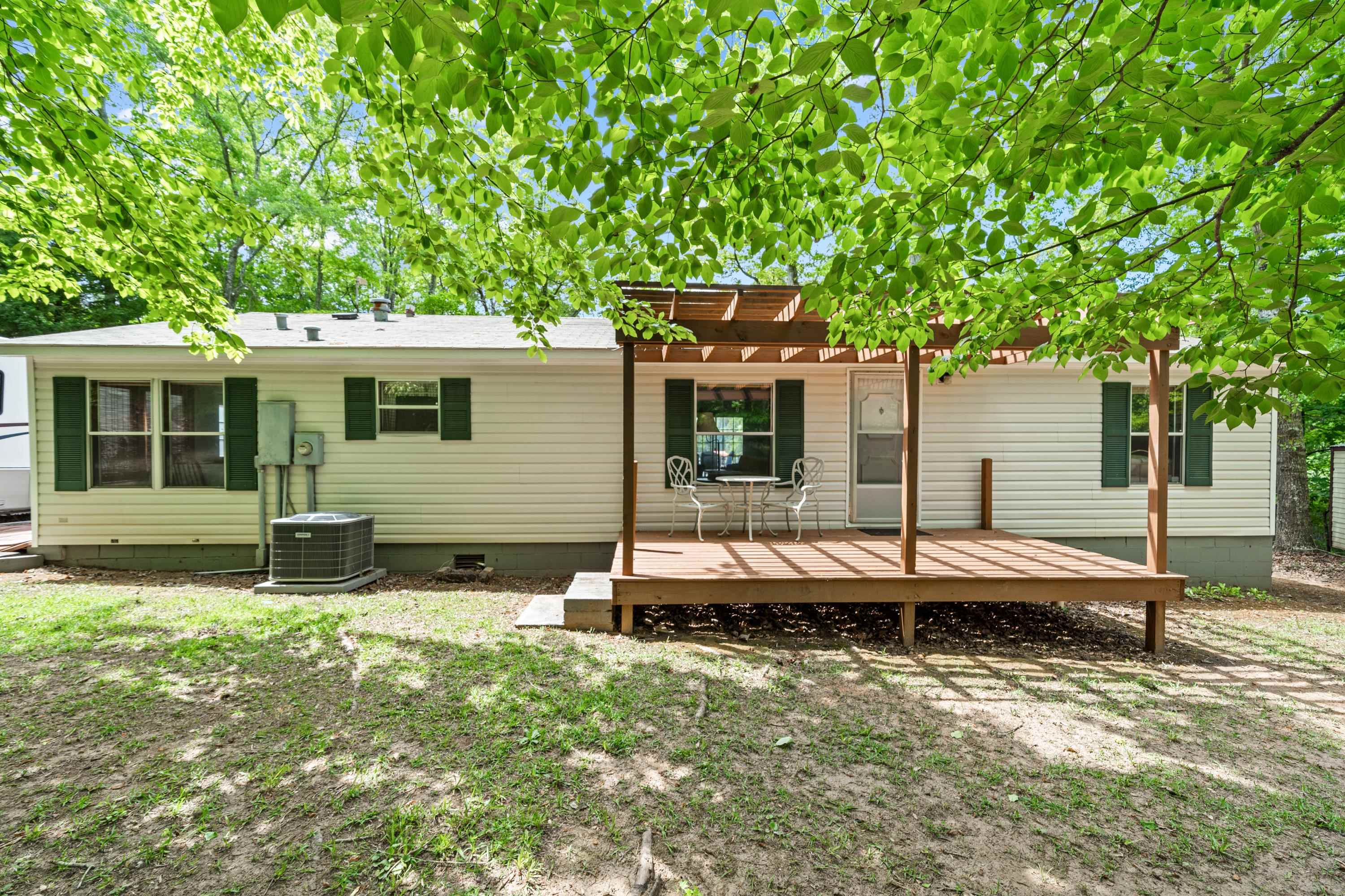 82 DOGWOOD COURT