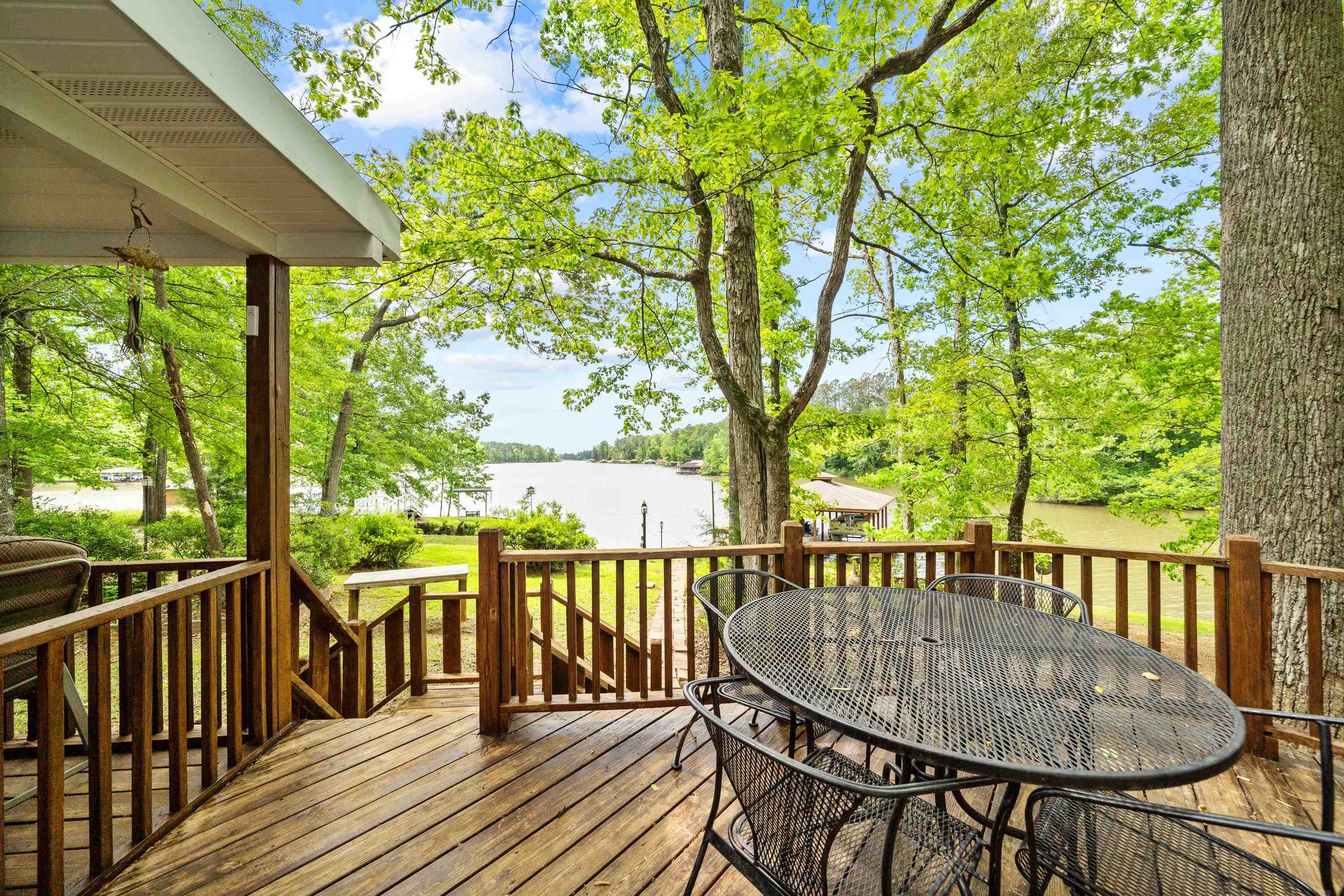 82 DOGWOOD COURT