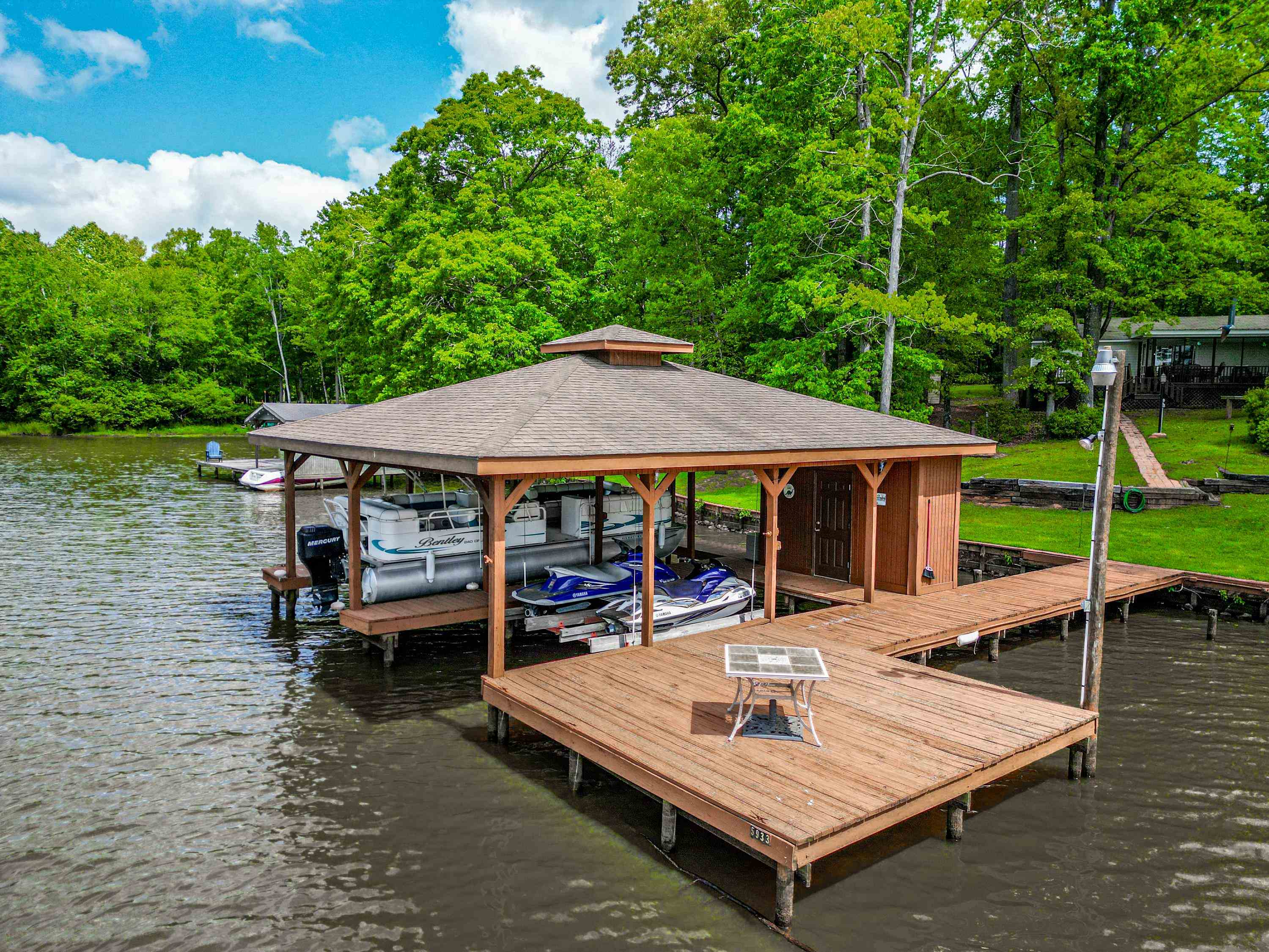 82 DOGWOOD COURT