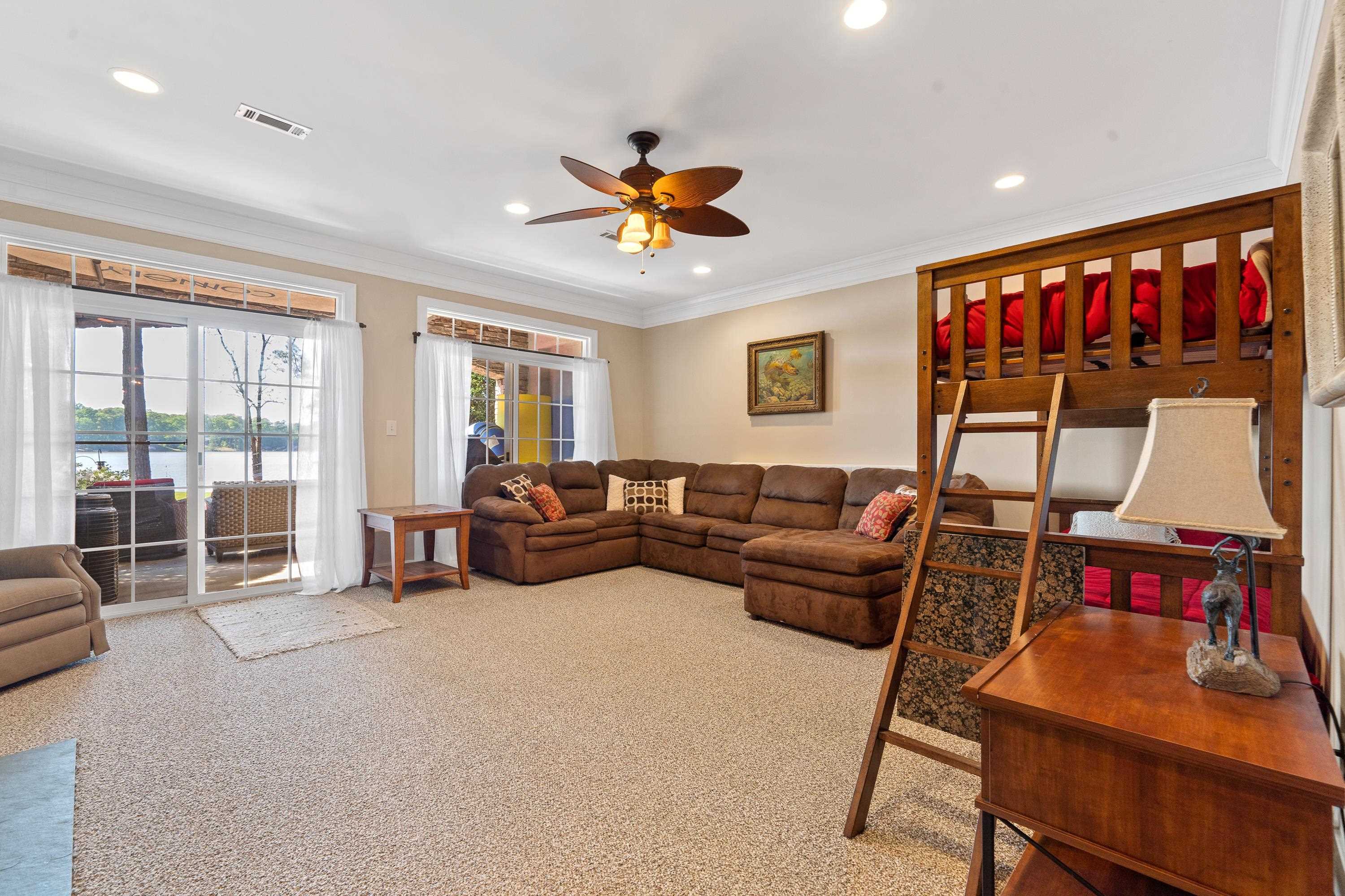 905 (Unit 208) GREENSBORO ROAD