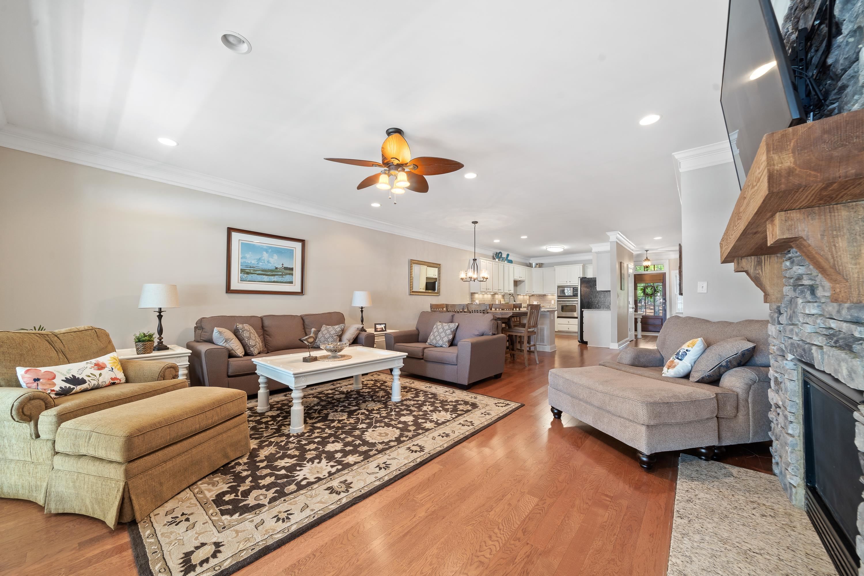 905 (Unit 208) GREENSBORO ROAD