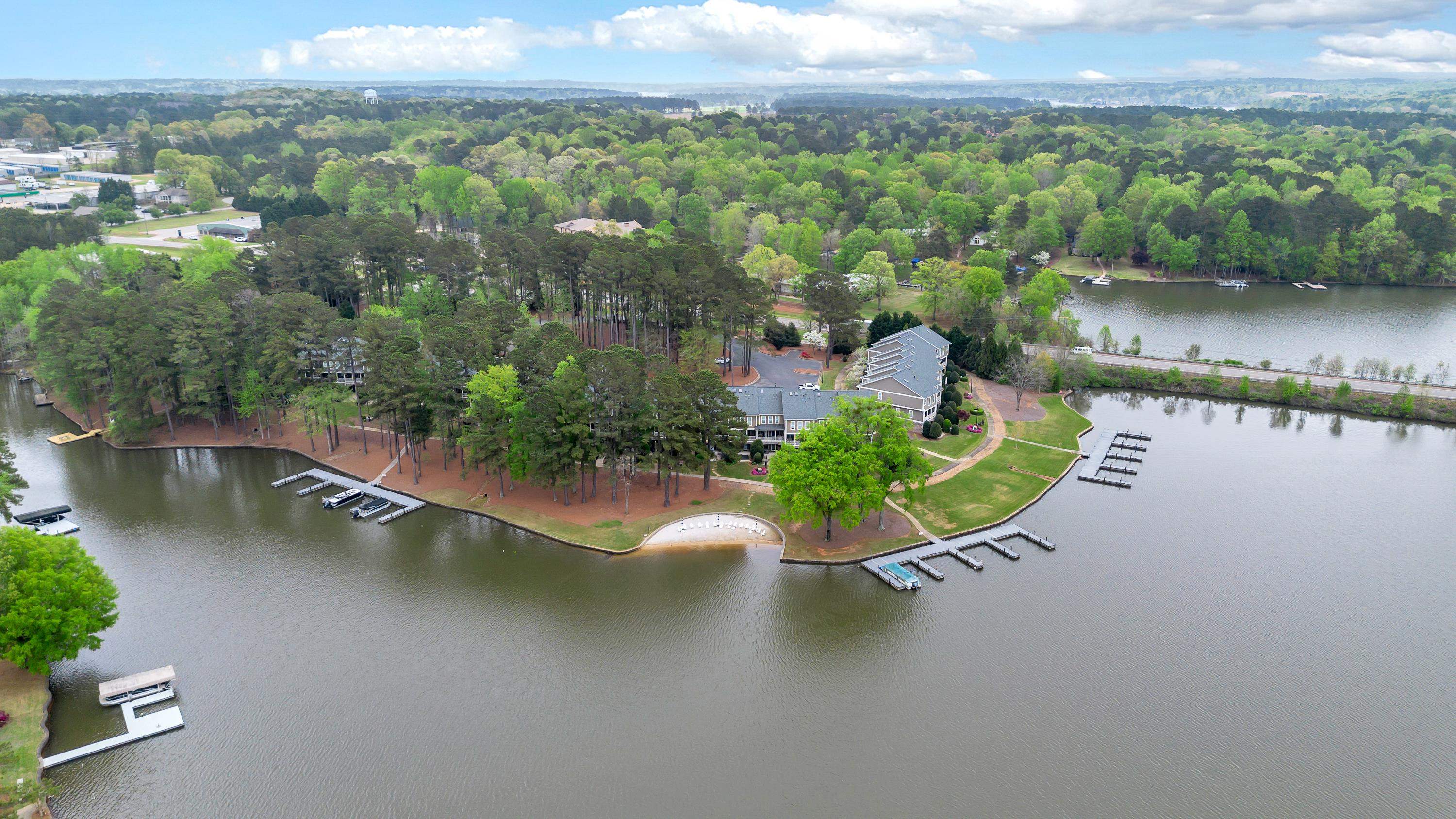 905 (Unit 208) GREENSBORO ROAD