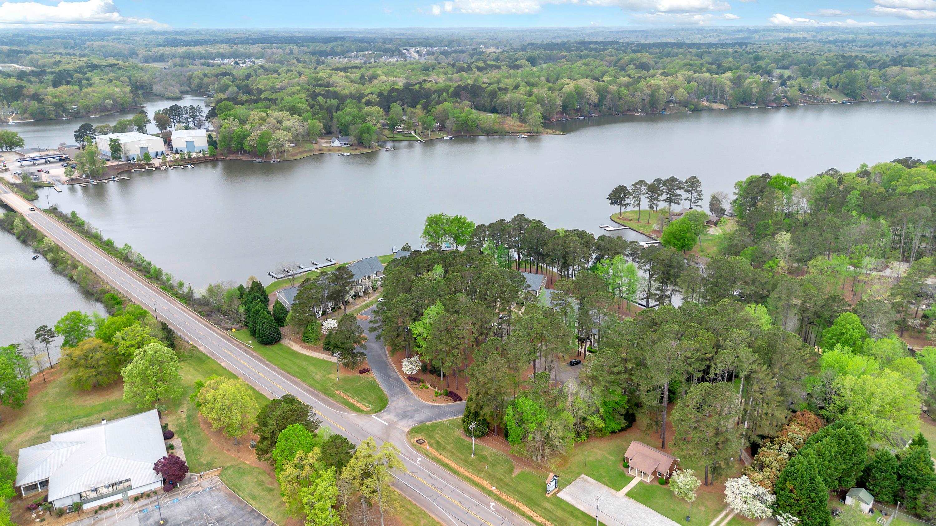 905 (Unit 208) GREENSBORO ROAD