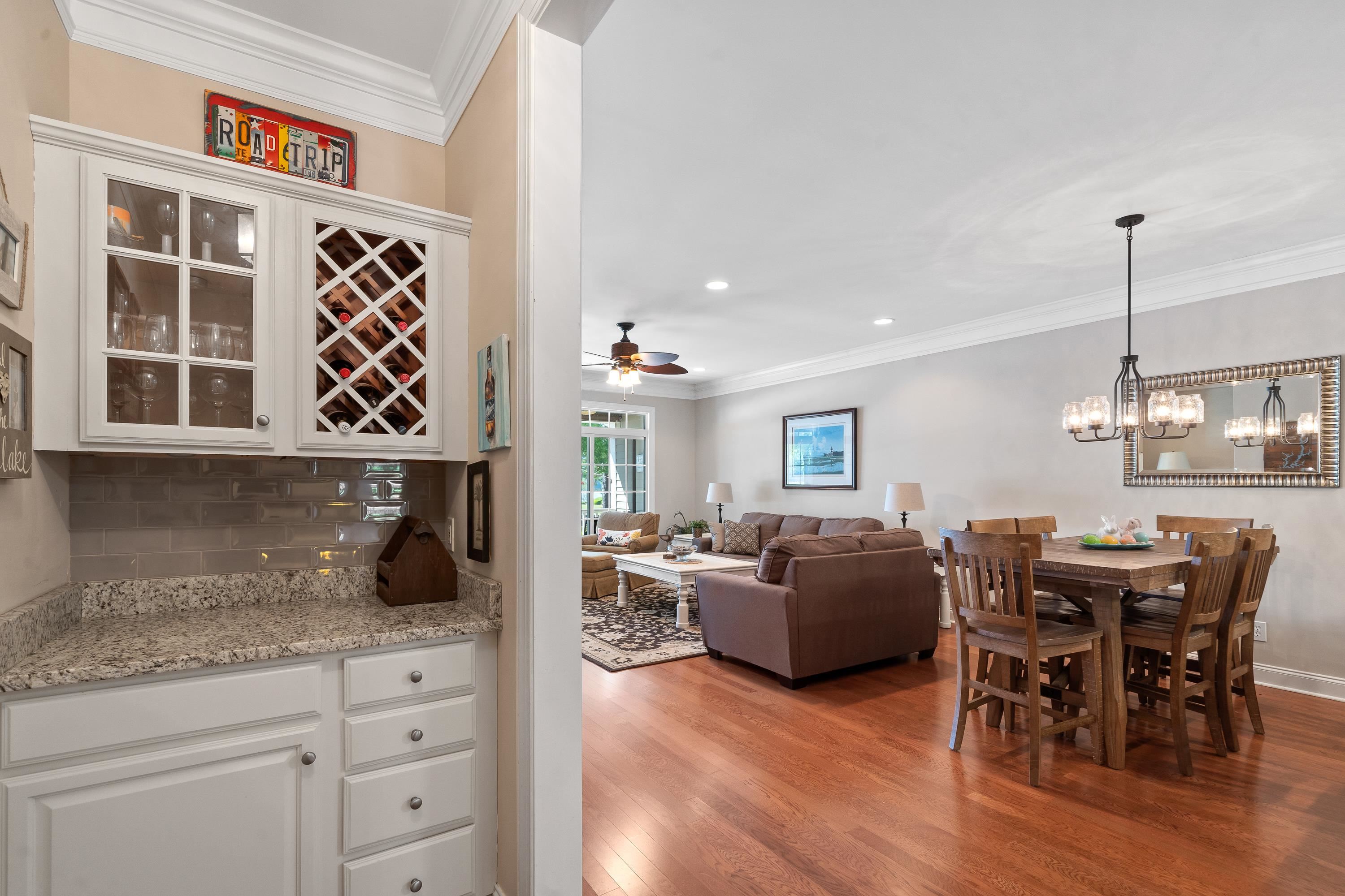 905 (Unit 208) GREENSBORO ROAD