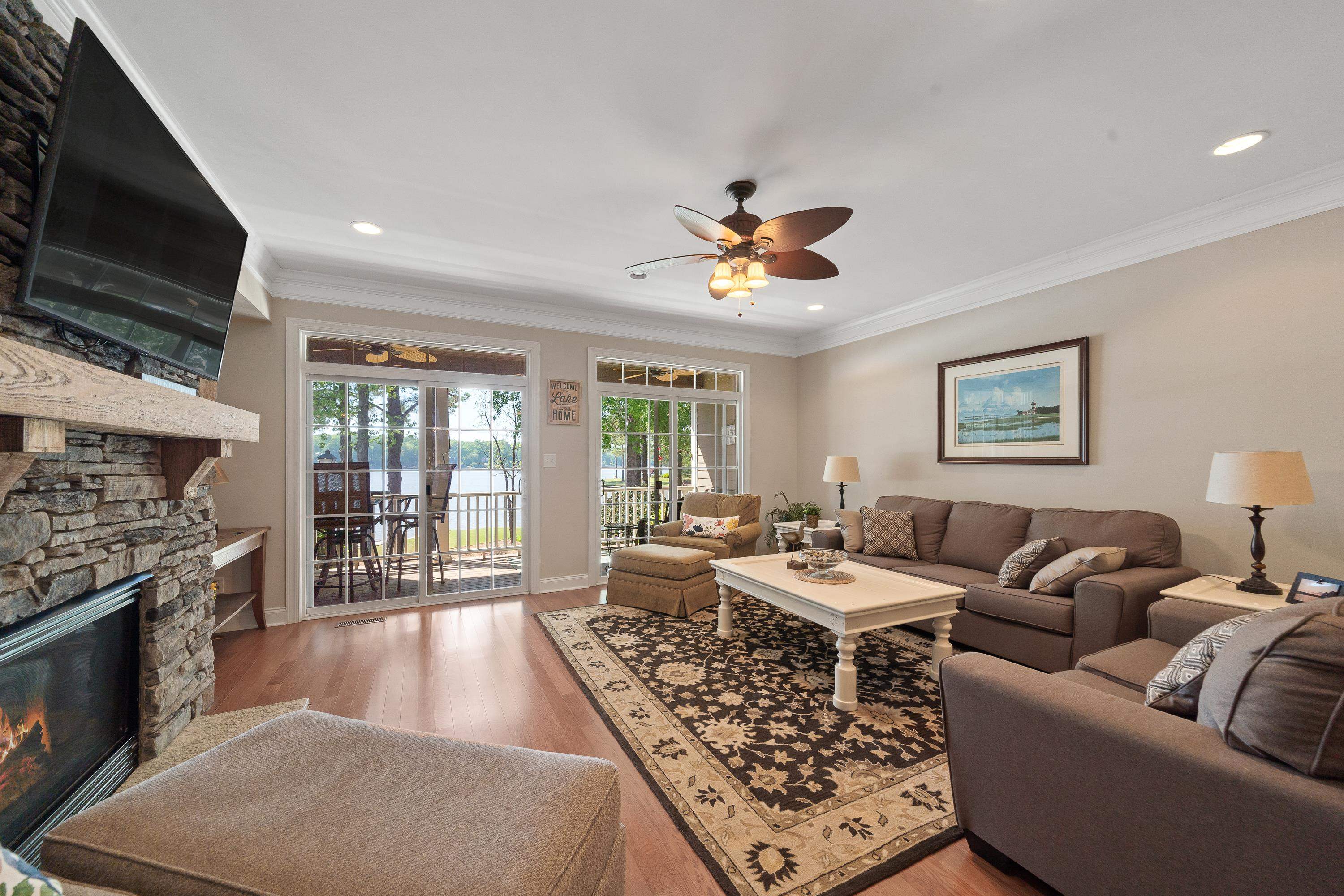 905 (Unit 208) GREENSBORO ROAD